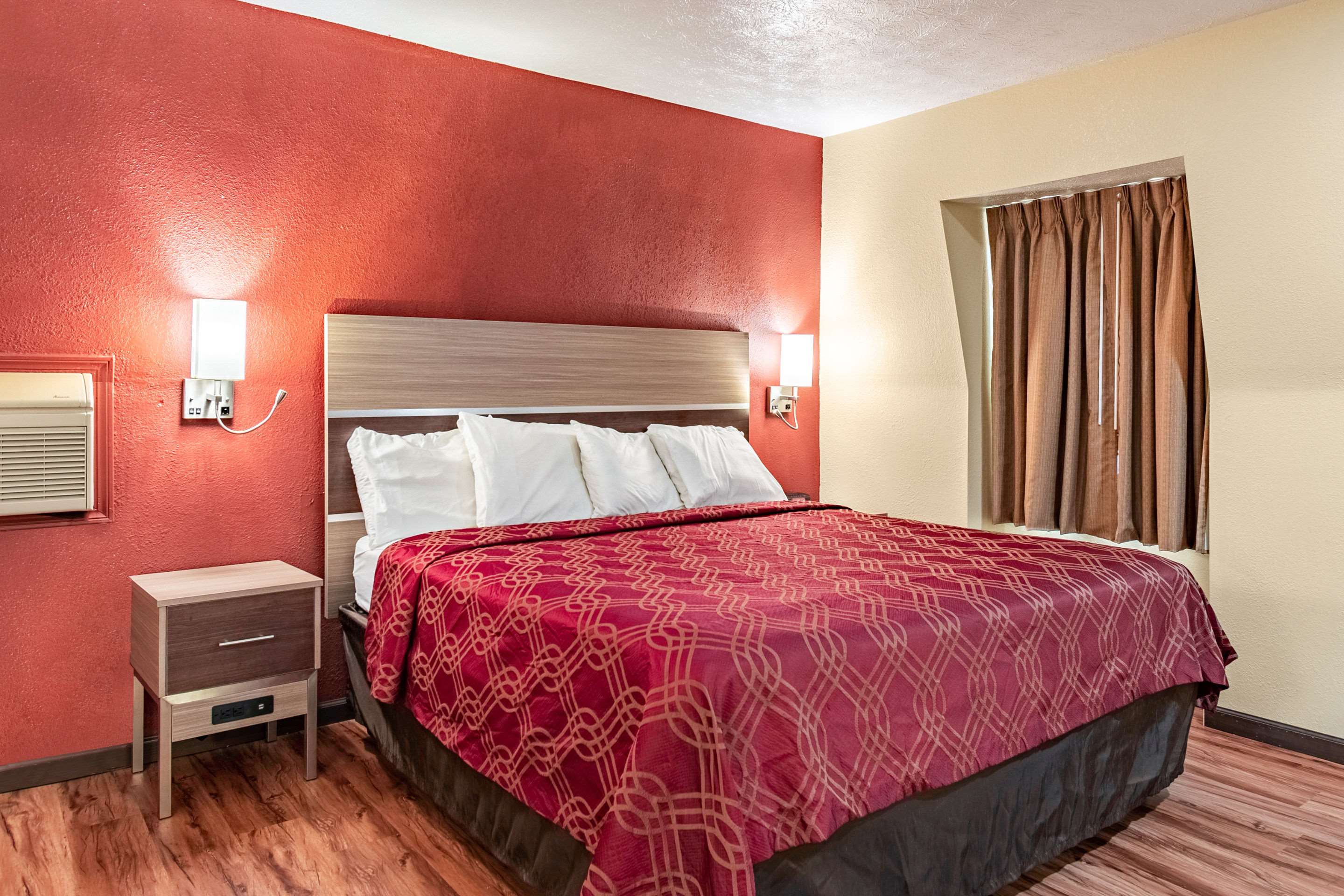 Econo Lodge Worthington