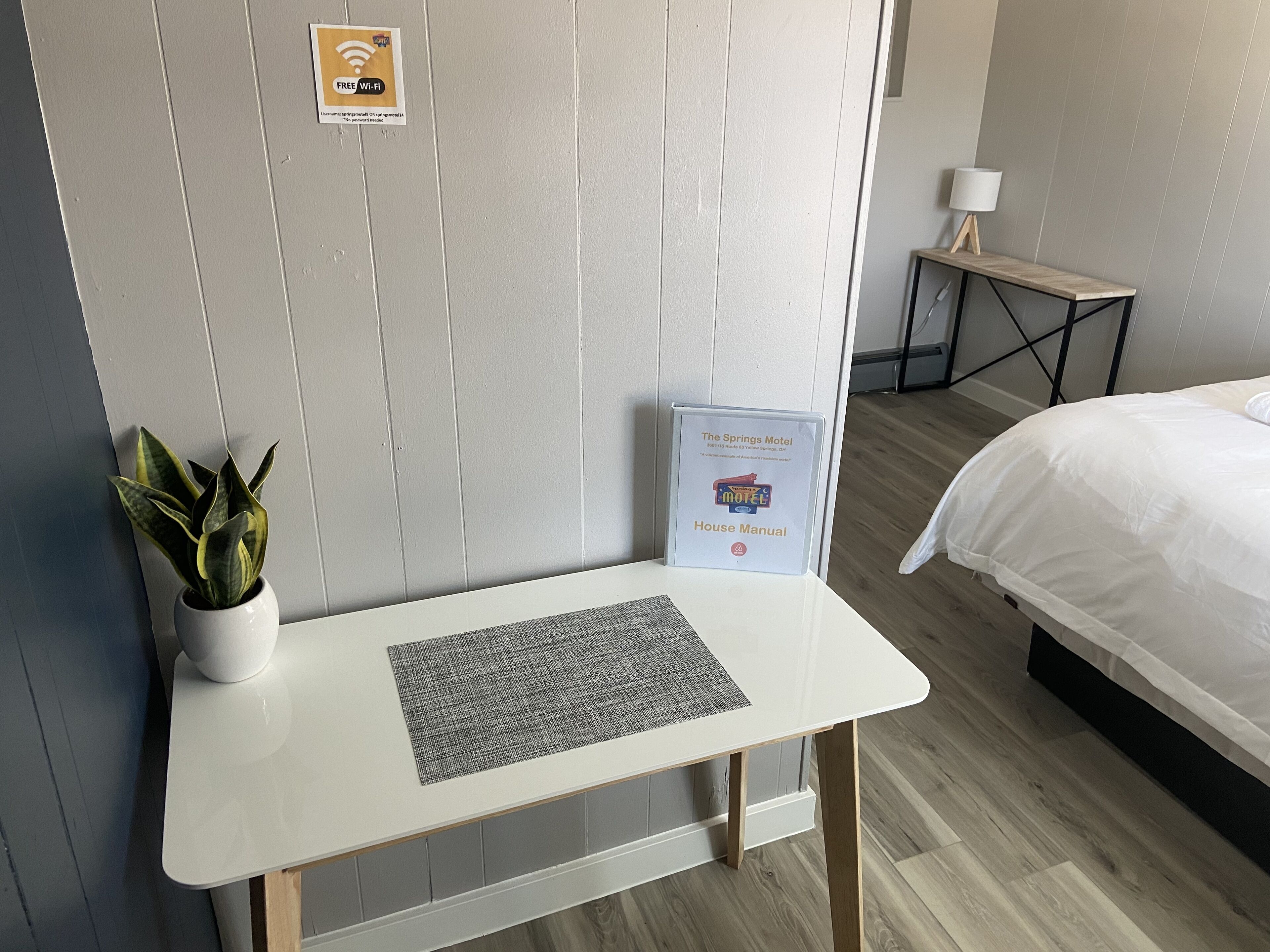 Yellow Springs Motel