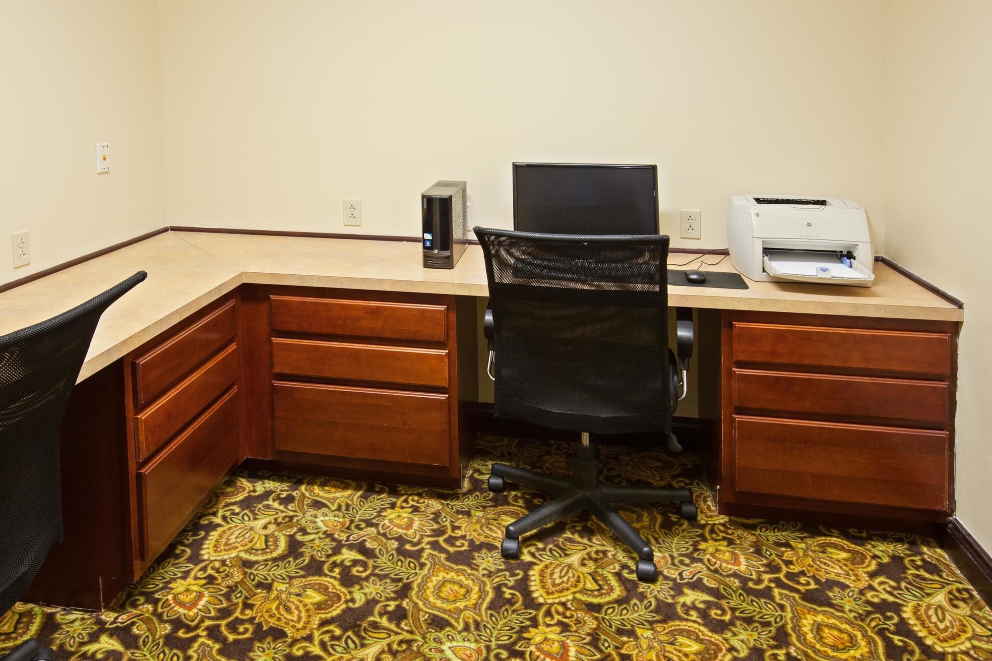 Wingate by Wyndham Youngstown/Austintown