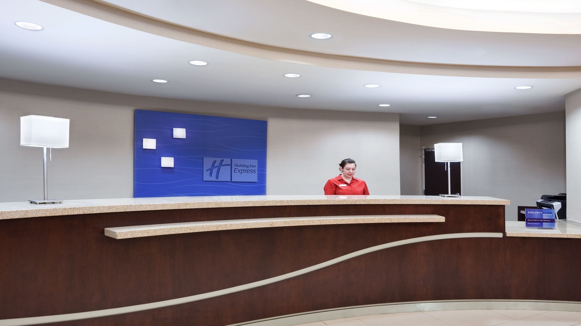 Holiday Inn Express Hotel & Suites Zanesville North