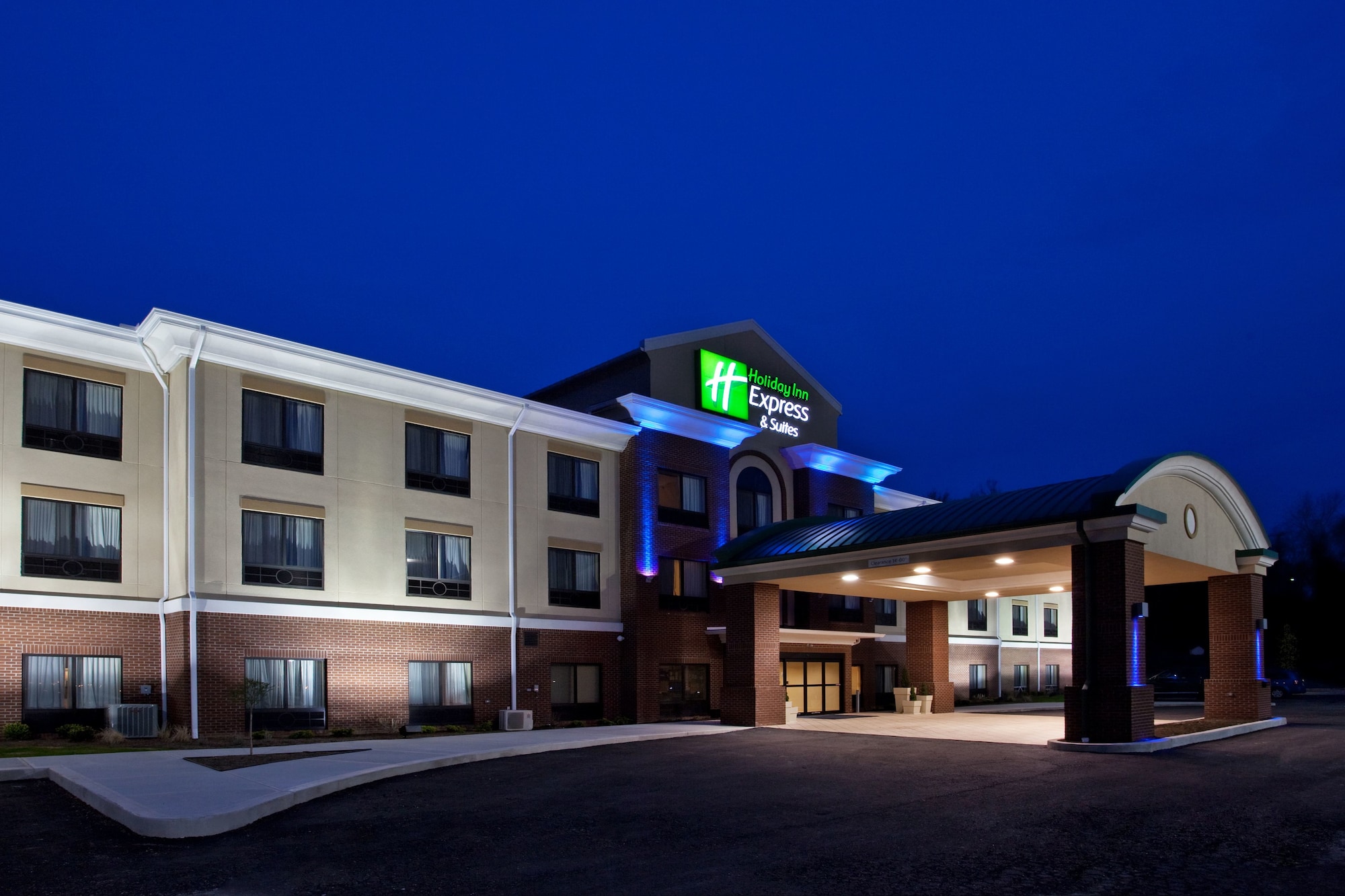 Holiday Inn Express Hotel & Suites Zanesville North