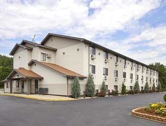 Super 8 by Wyndham Zanesville