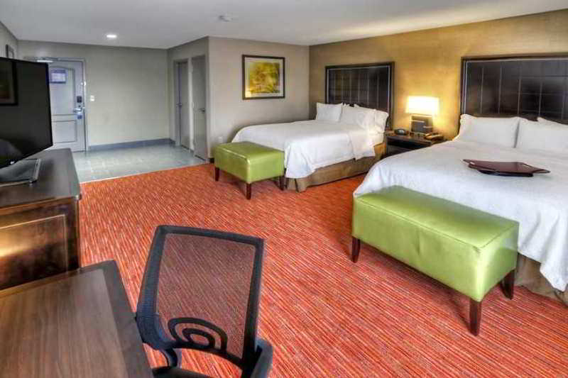 Hampton Inn & Suites Ada