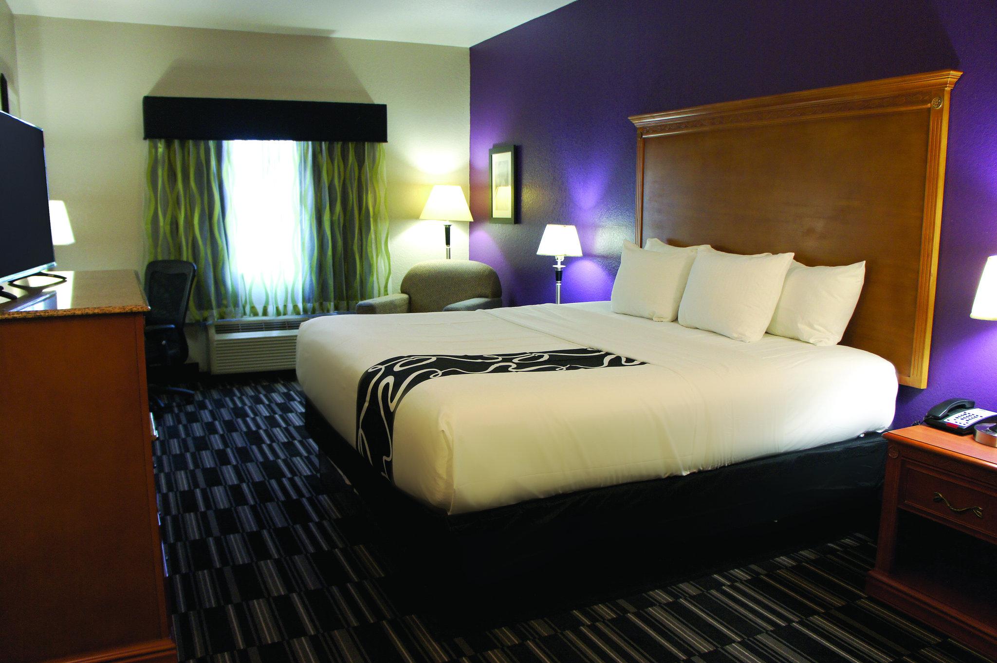 La Quinta Inn & Suites by Wyndham Ada