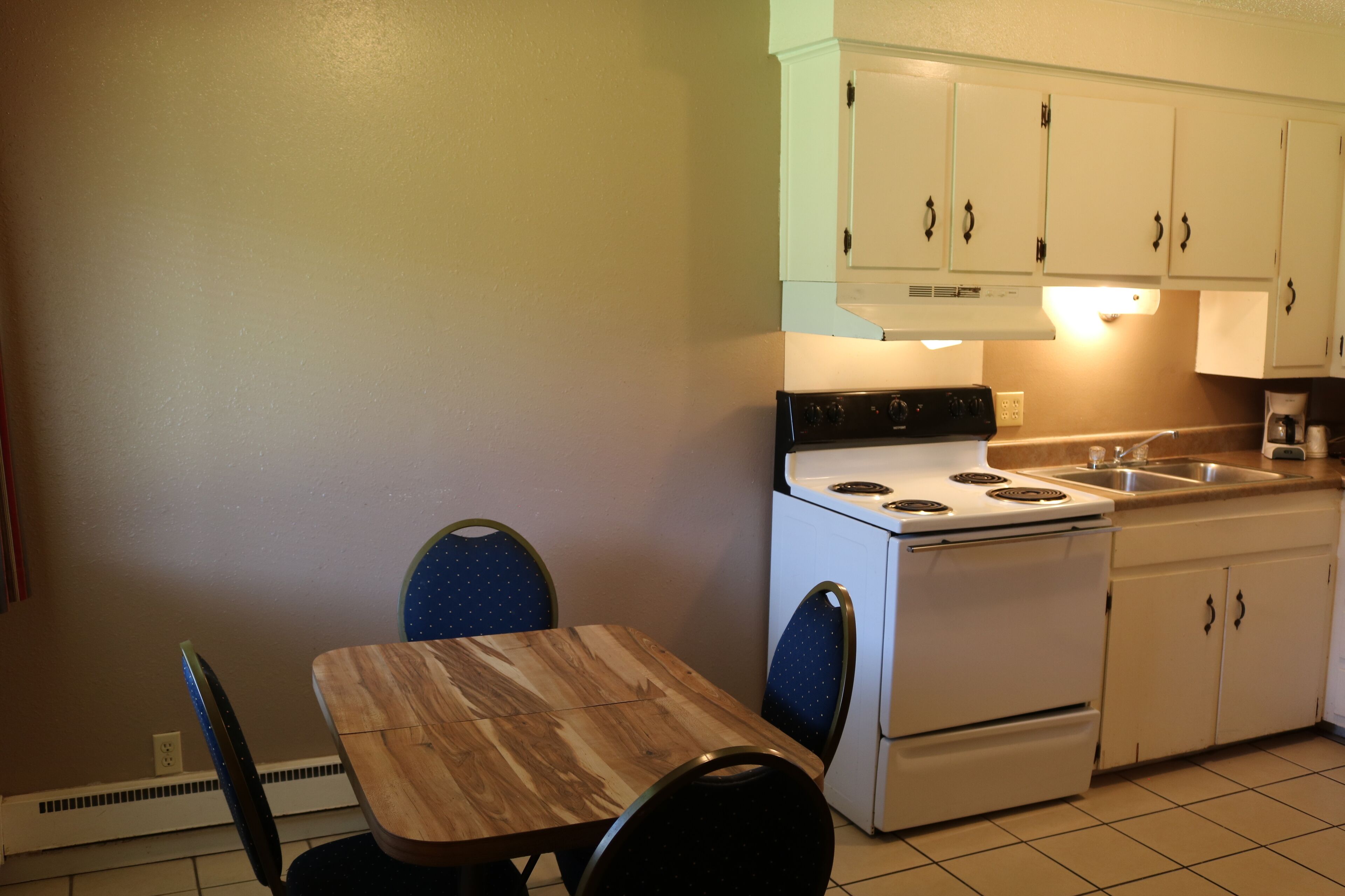 Friendship Inn Motel