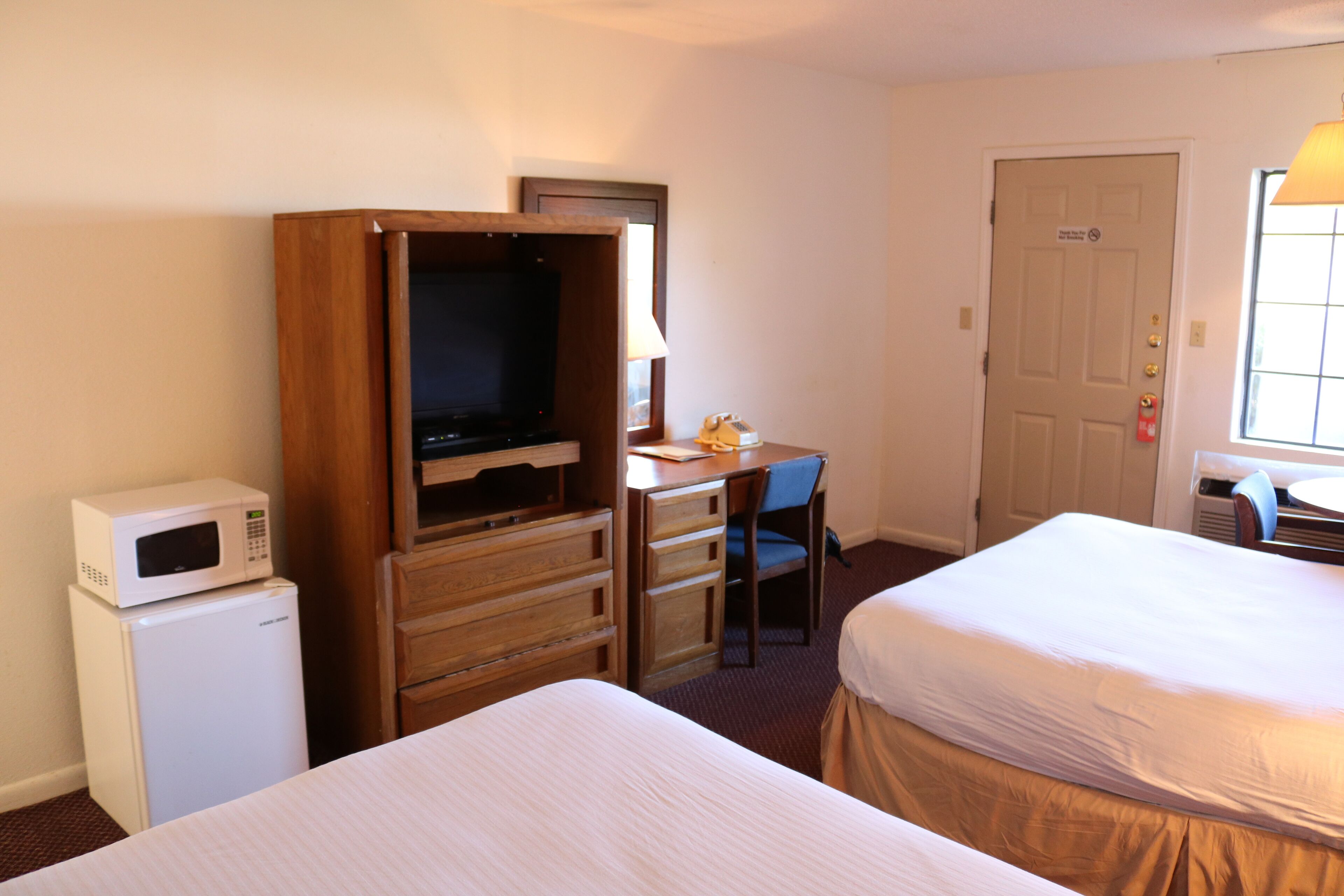 Friendship Inn Motel