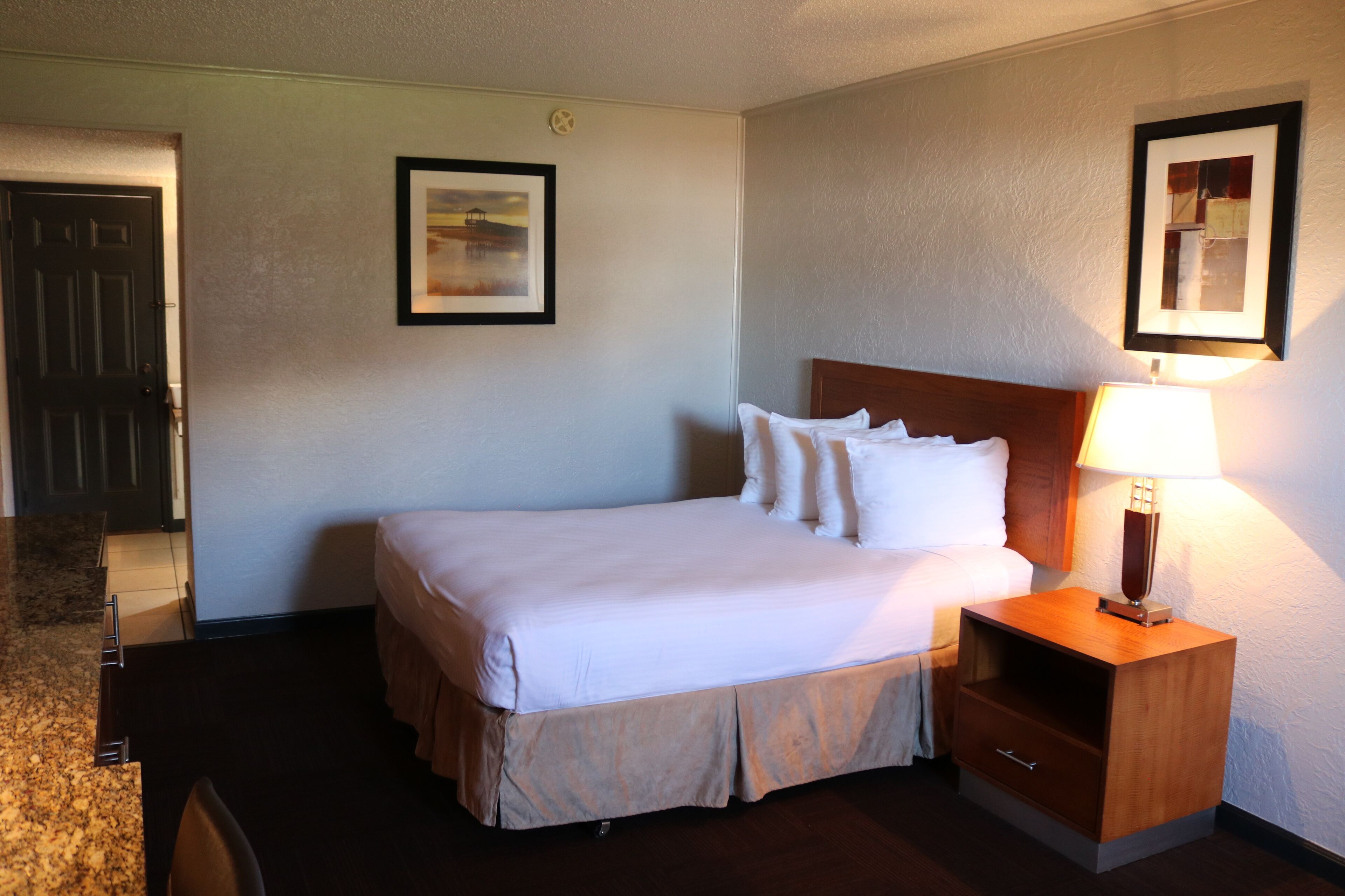 Friendship Inn Motel