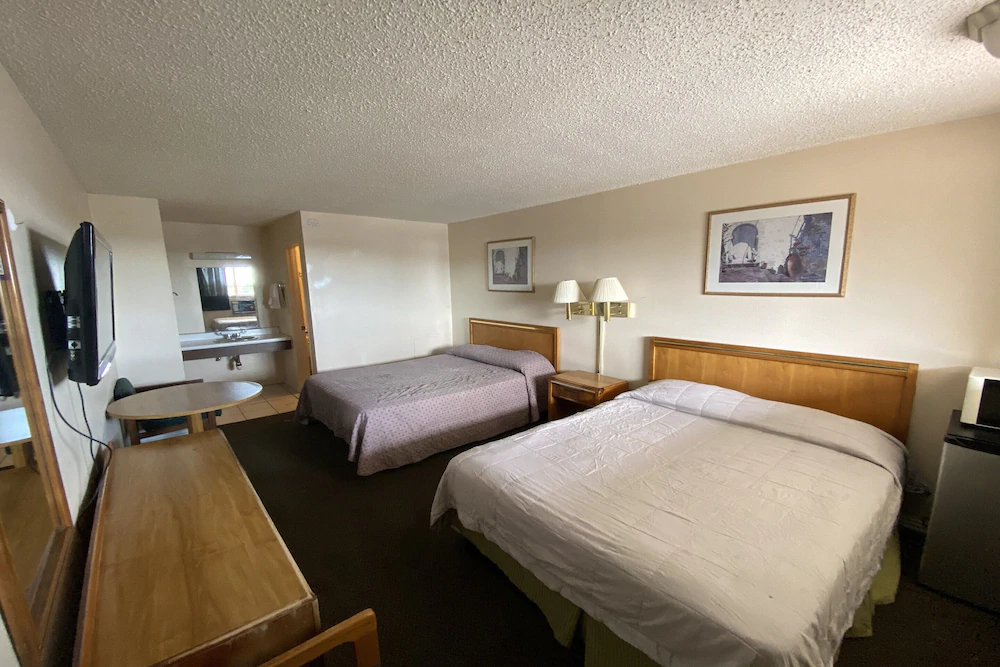 Hotel Cyril OK US-277 by OYO Rooms