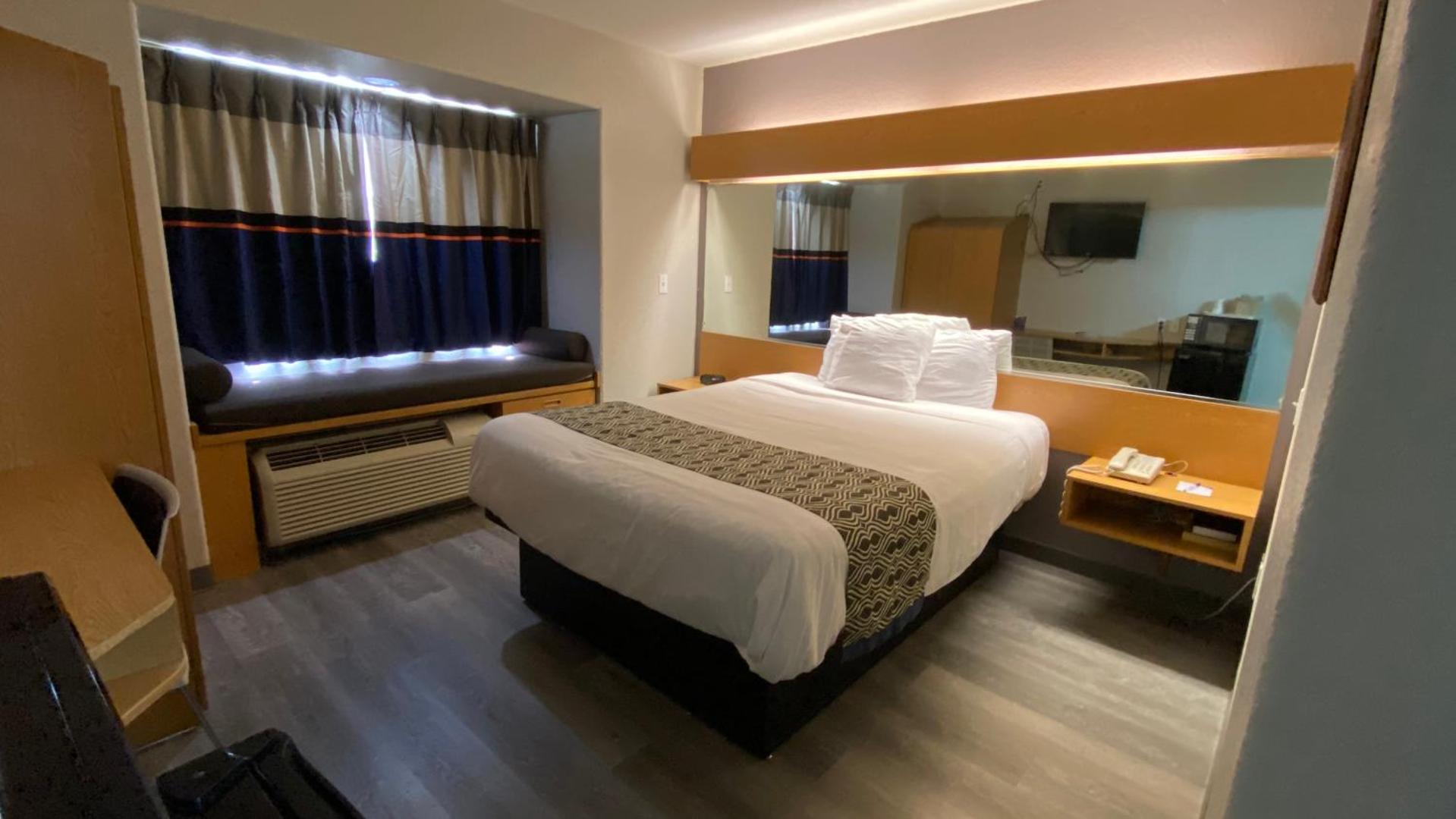 Microtel Inn & Suites by Wyndham Ardmore