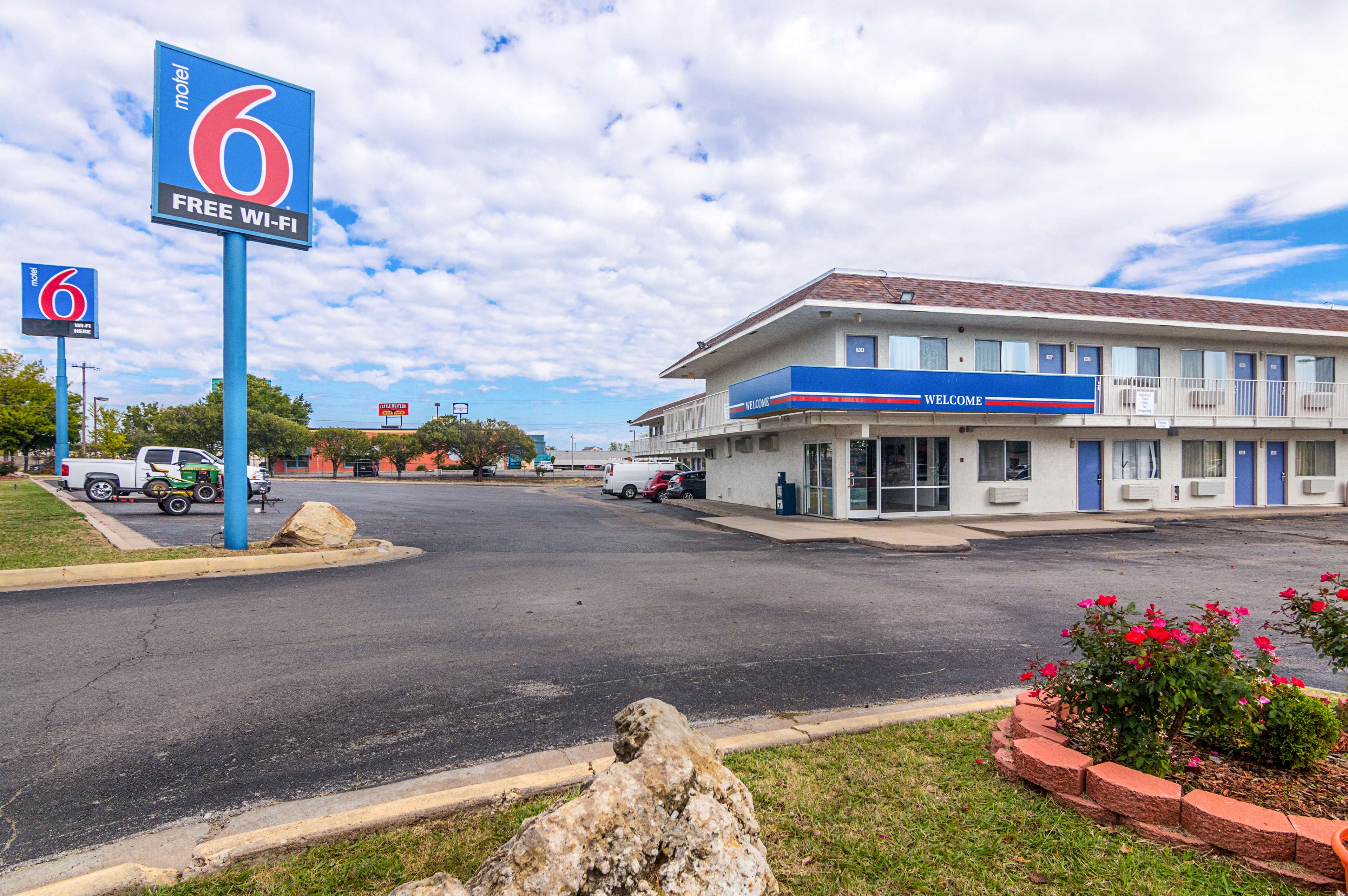 Motel 6