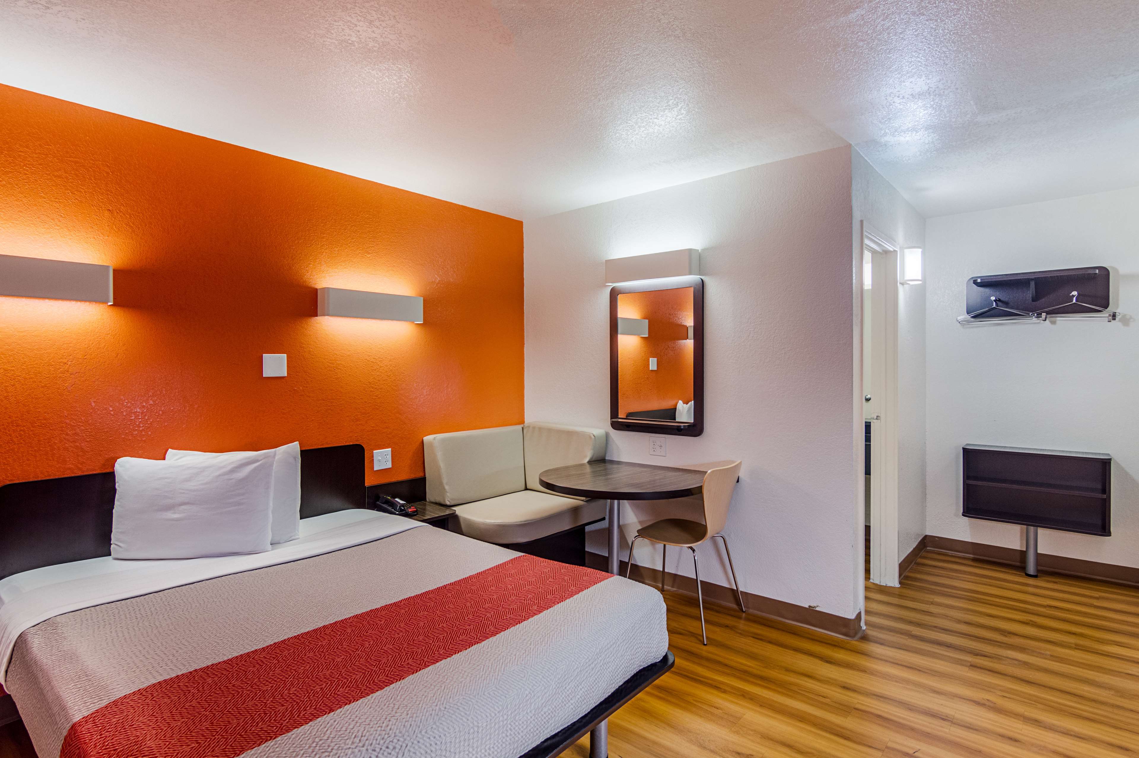 Motel 6