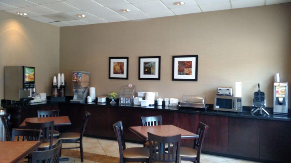 Super 8 by Wyndham Atoka