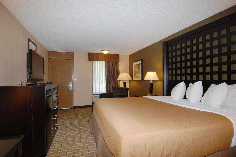 Super 8 by Wyndham Atoka
