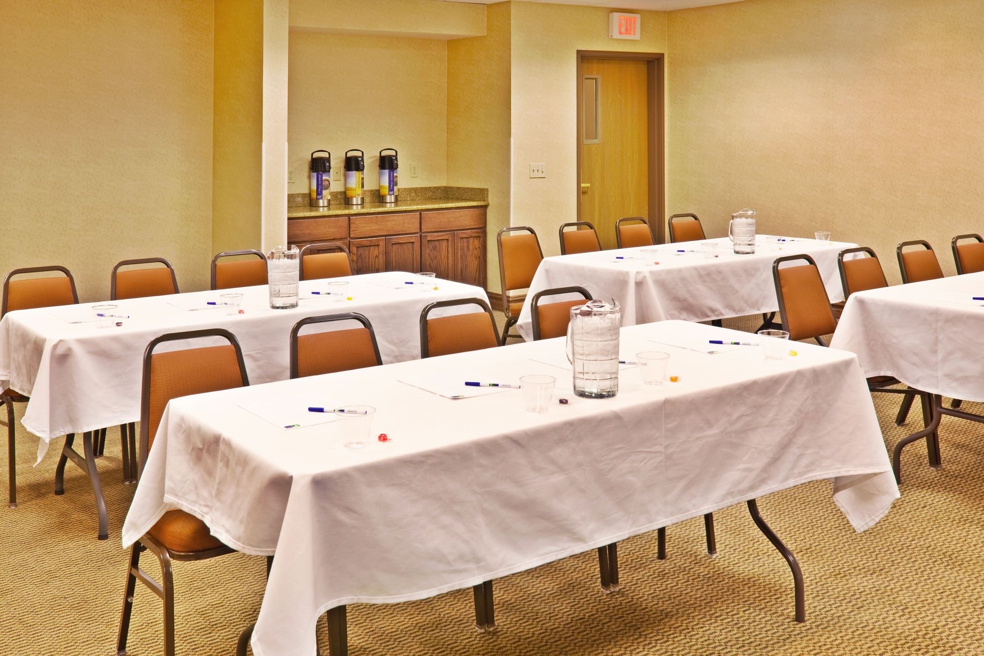 Holiday Inn Express Hotel & Suites Oklahoma City - Bethany