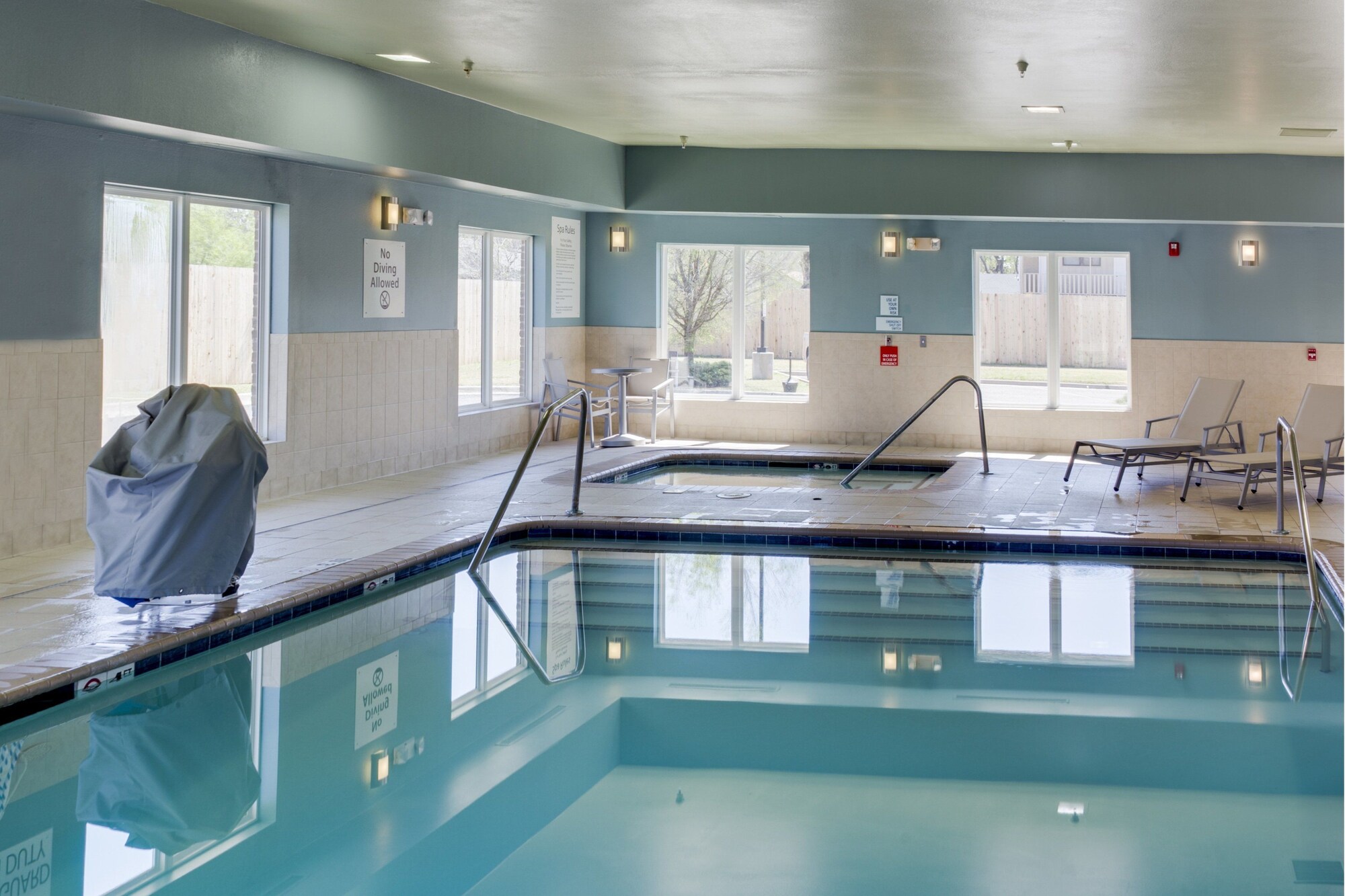 Holiday Inn Express Hotel & Suites Oklahoma City - Bethany