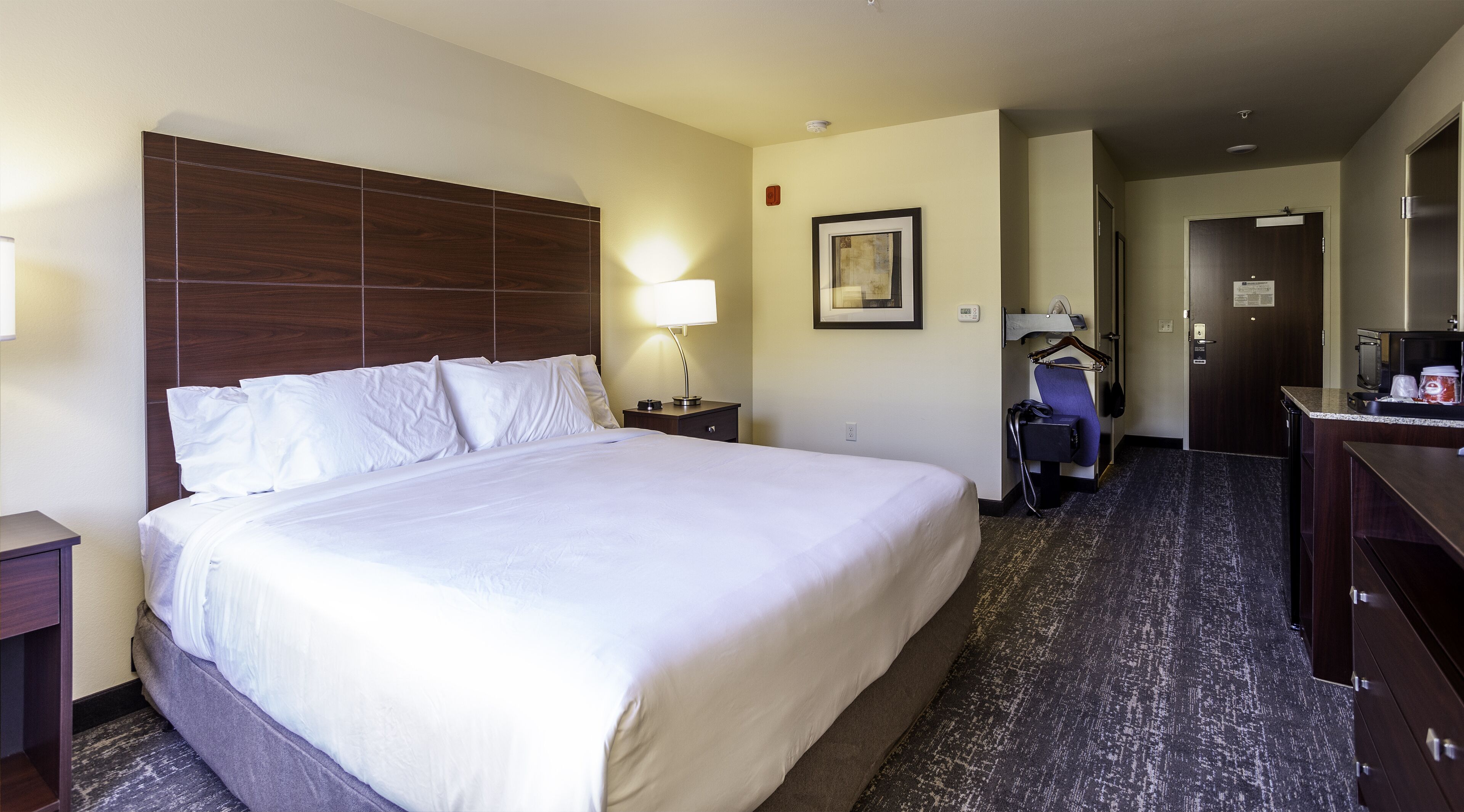 Cobblestone Inn & Suites of Springfield