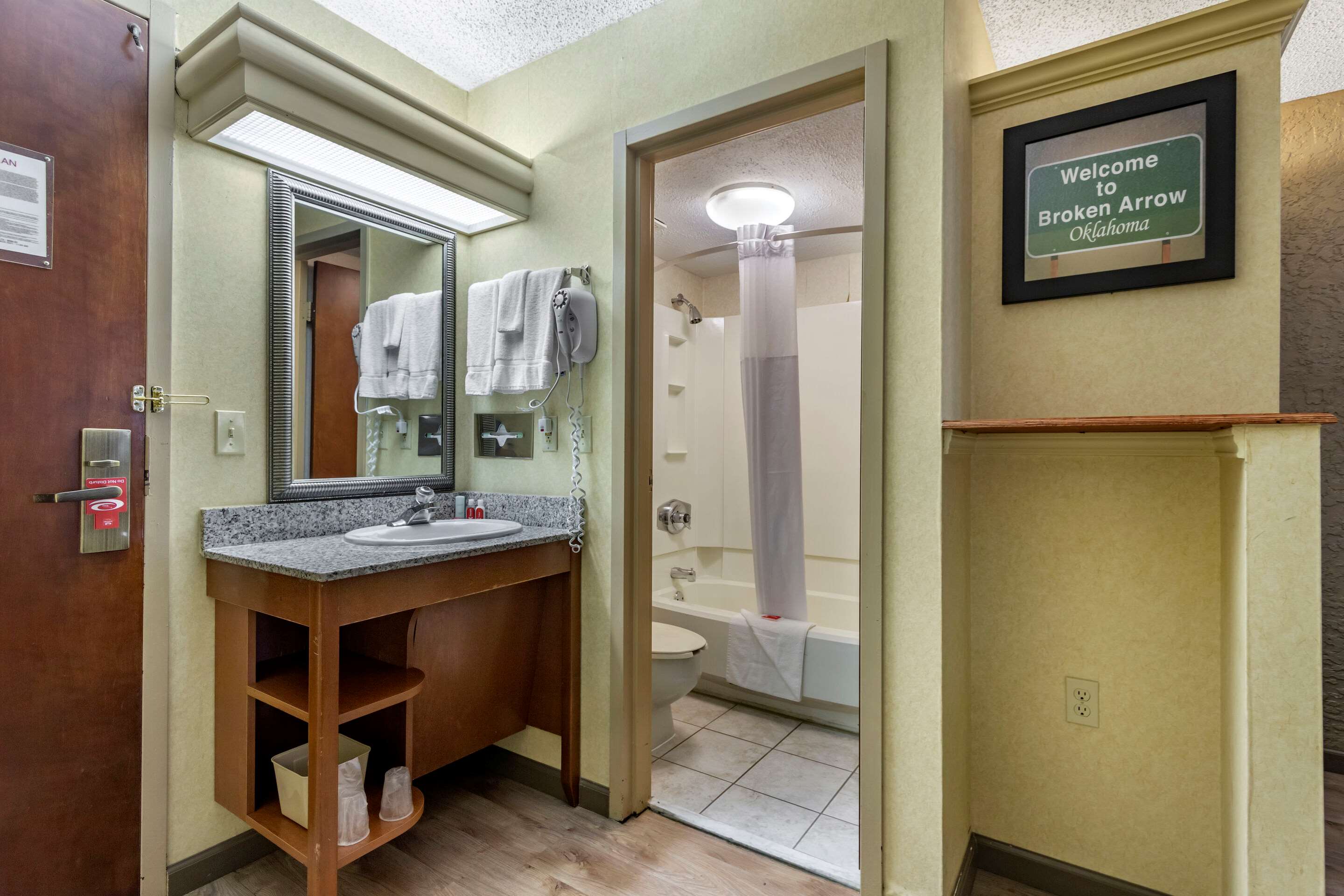 Econo Lodge Broken Arrow - Tulsa