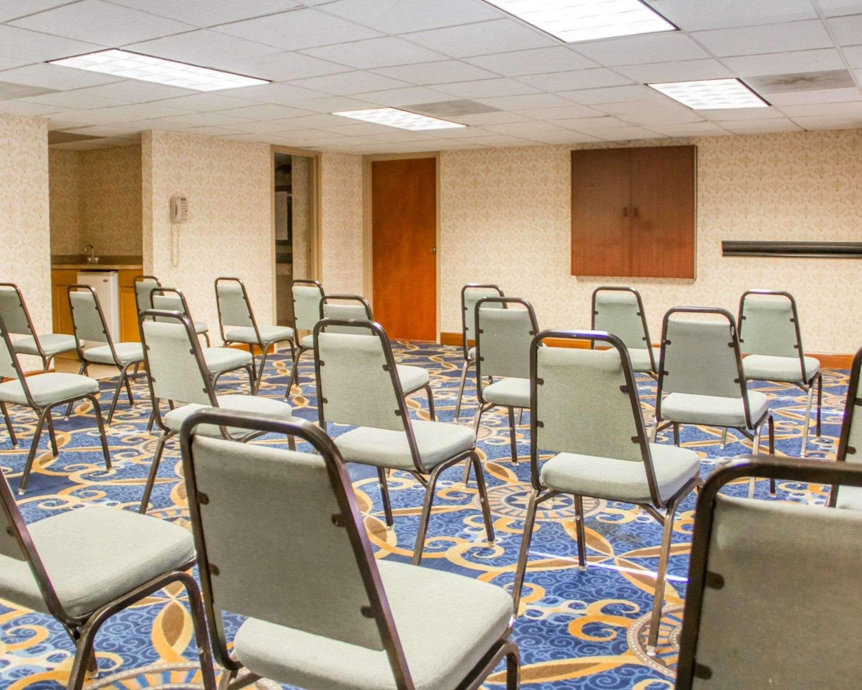 Econo Lodge Broken Arrow - Tulsa