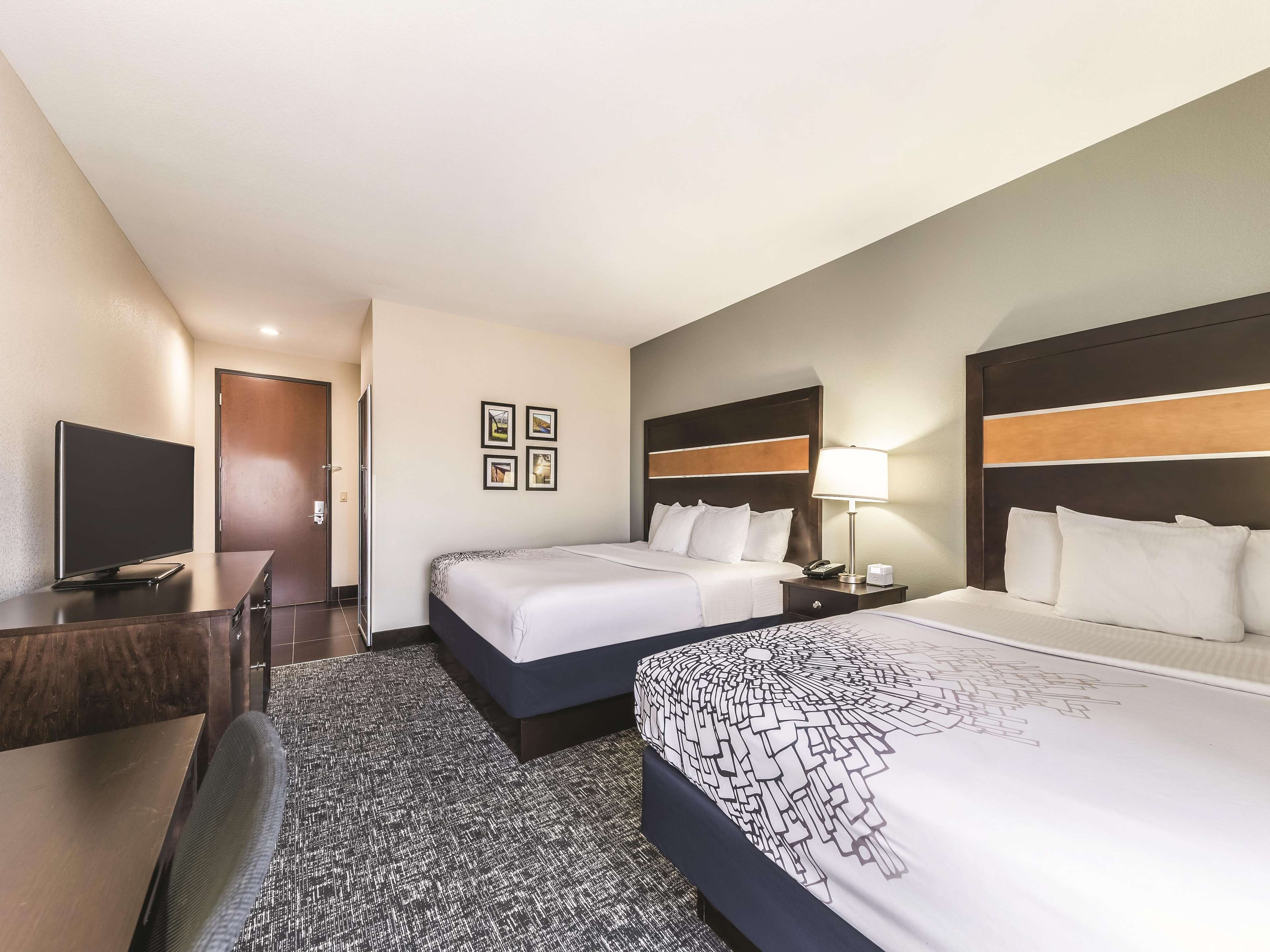 La Quinta Inn & Suites by Wyndham Tulsa - Catoosa Route 66