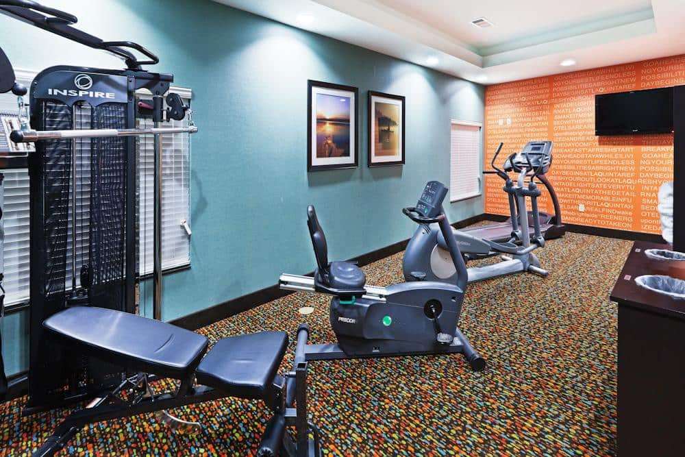 La Quinta Inn & Suites by Wyndham Tulsa - Catoosa Route 66