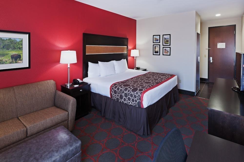 La Quinta Inn & Suites by Wyndham Tulsa - Catoosa Route 66