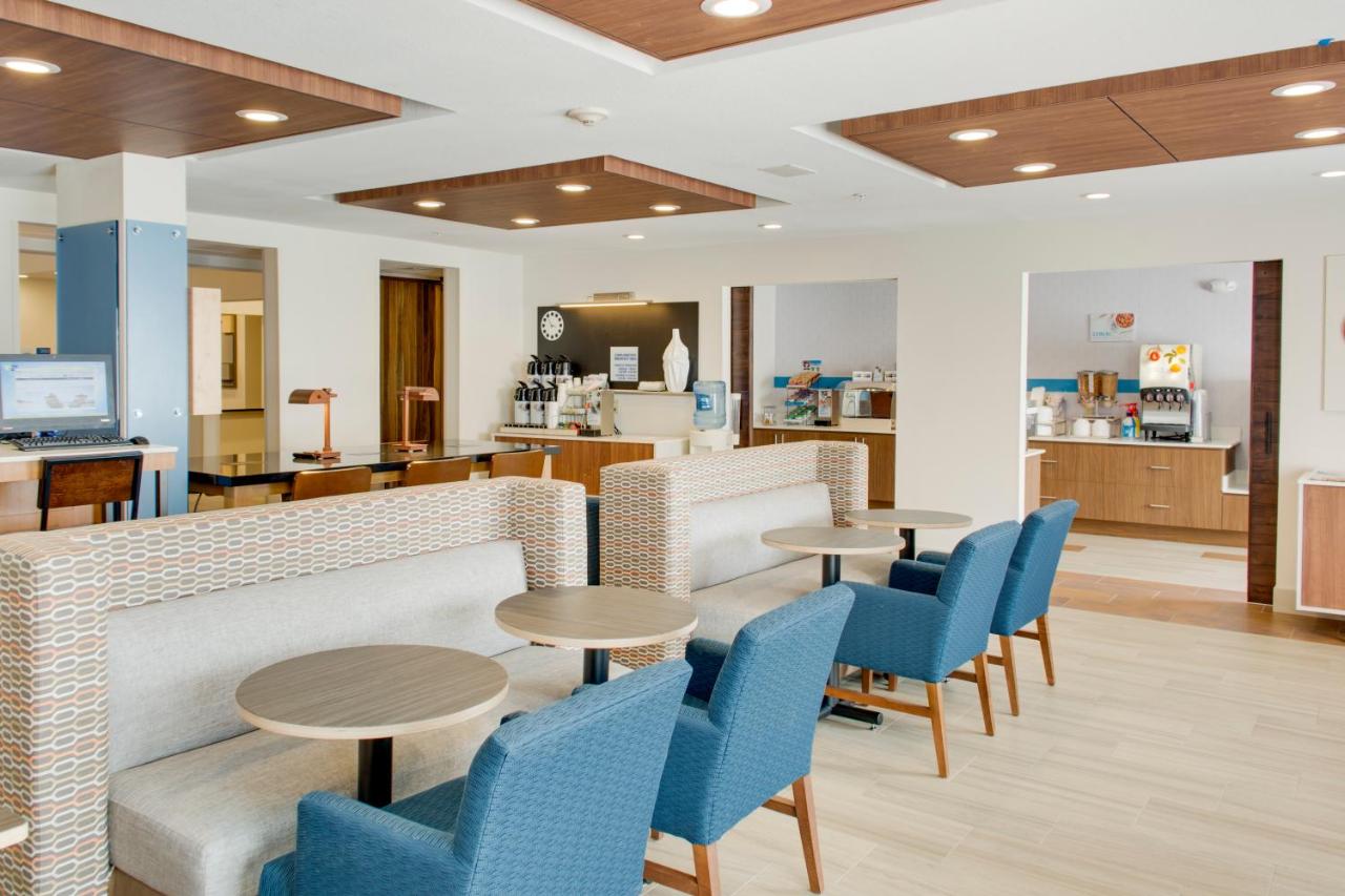 Holiday Inn Express & Suites Chickasha