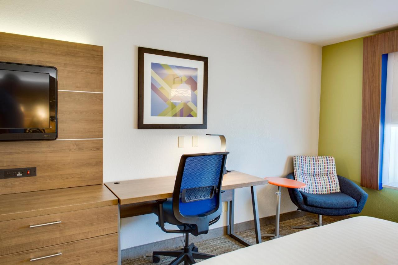 Holiday Inn Express & Suites Chickasha