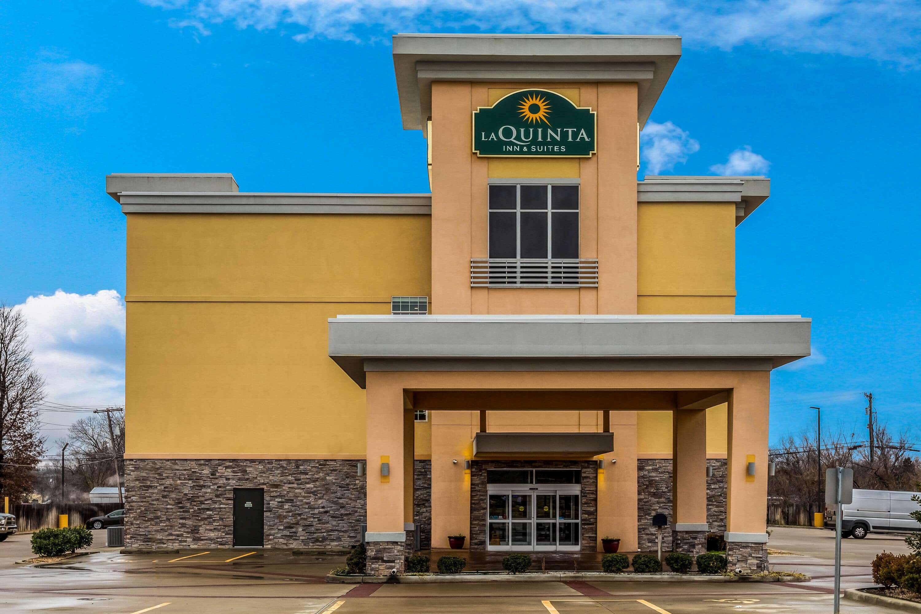 La Quinta Inn & Suites by Wyndham Claremore