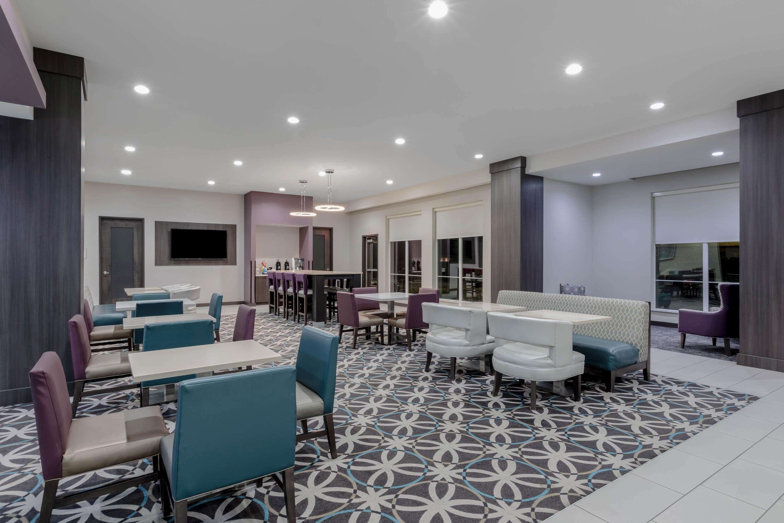 La Quinta Inn & Suites by Wyndham Claremore