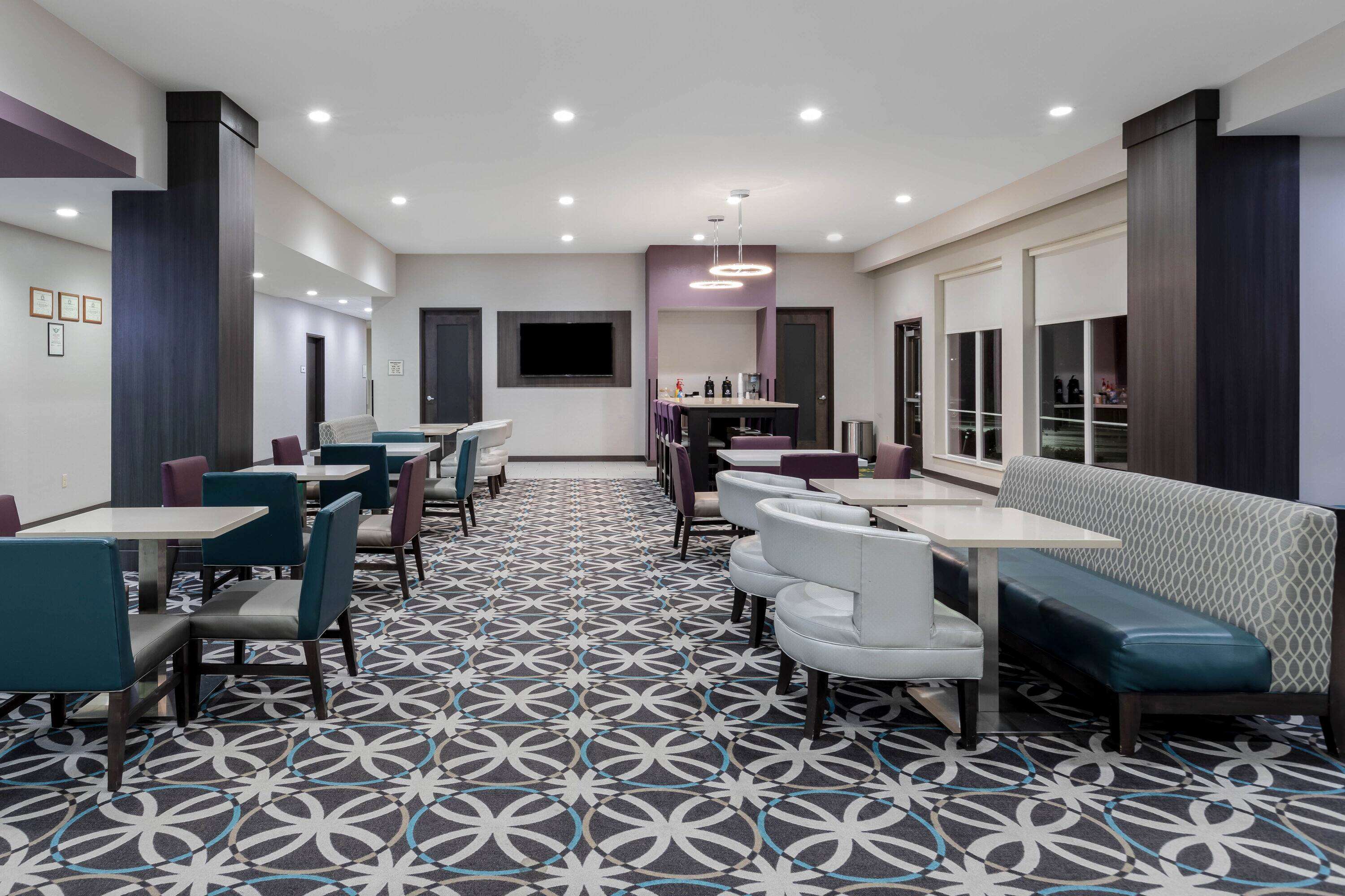 La Quinta Inn & Suites by Wyndham Claremore