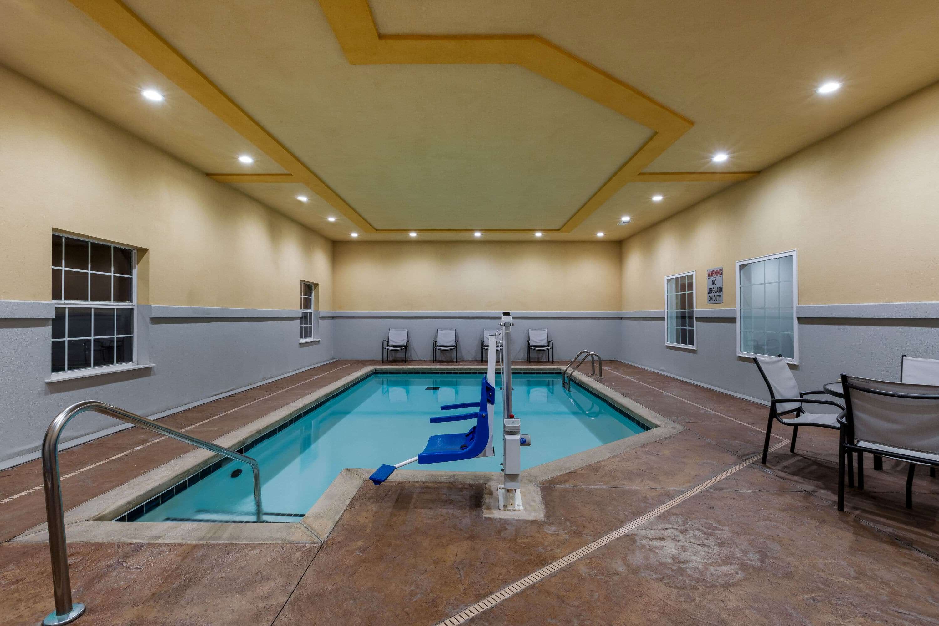 La Quinta Inn & Suites by Wyndham Claremore