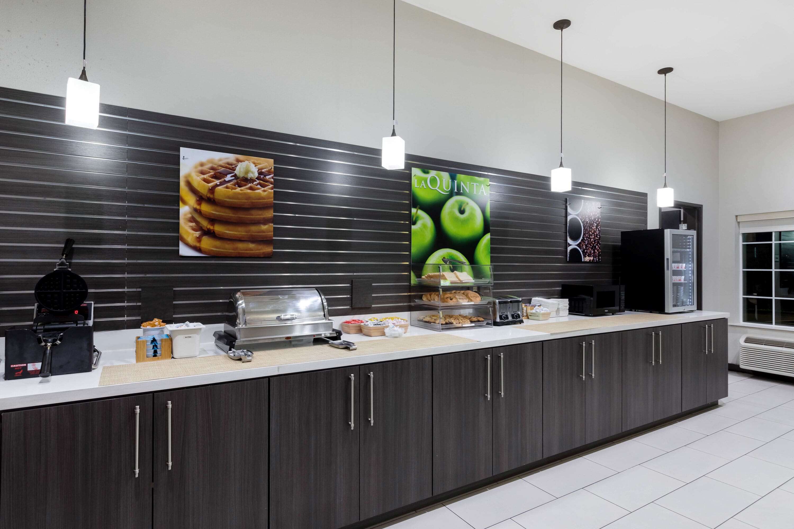 La Quinta Inn & Suites by Wyndham Claremore