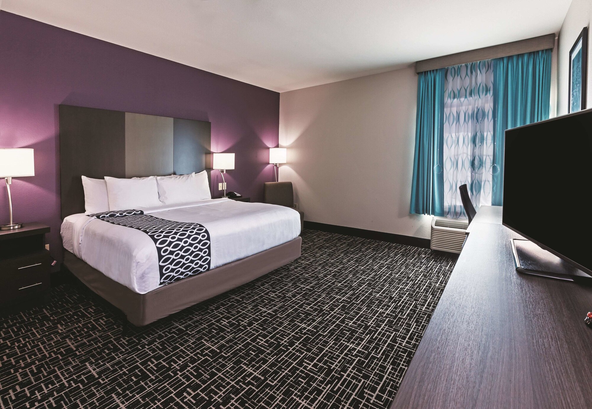 La Quinta Inn & Suites by Wyndham Claremore
