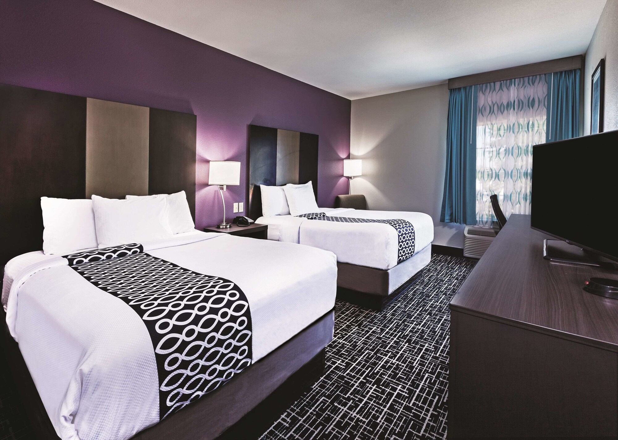 La Quinta Inn & Suites by Wyndham Claremore
