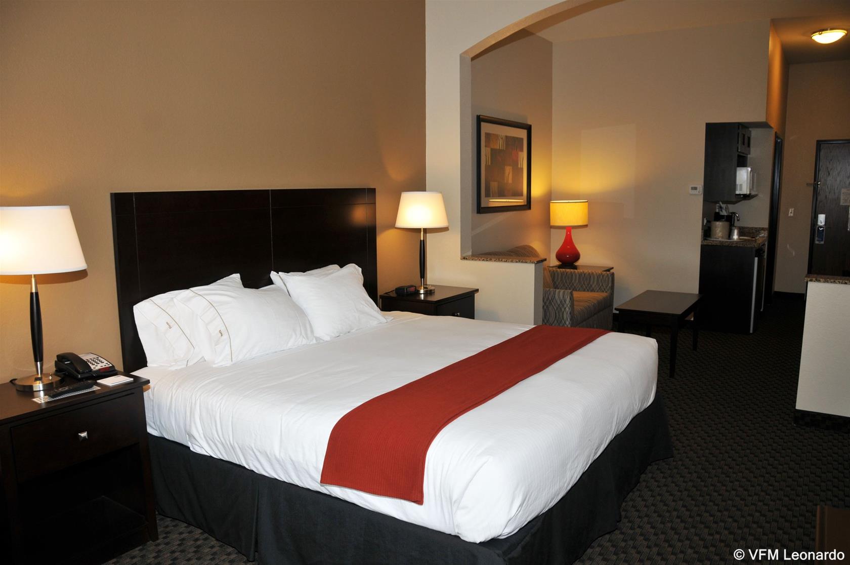 Holiday Inn Express Hotel & Suites Clinton