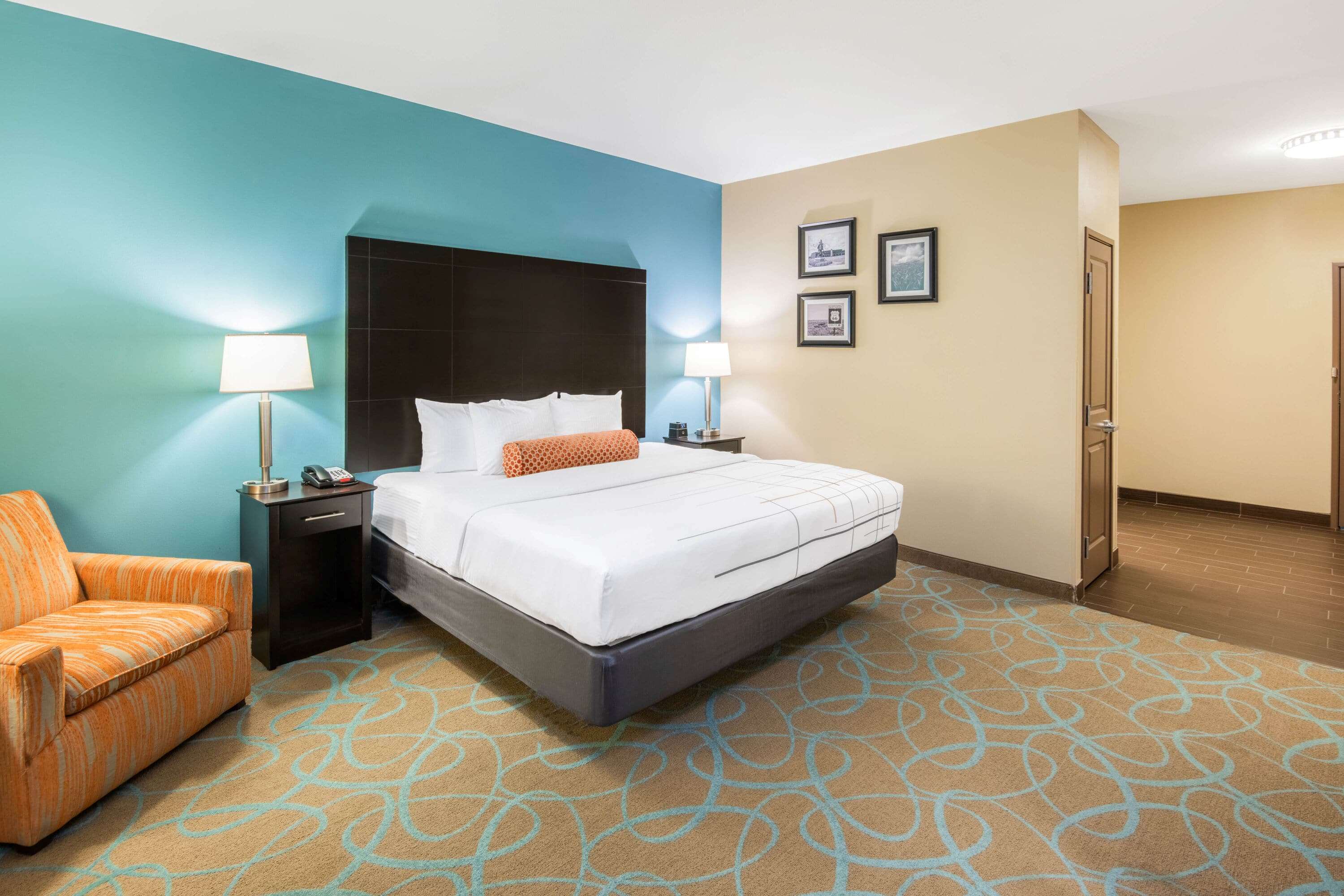 La Quinta Inn & Suites by Wyndham Clinton Historic Route 66