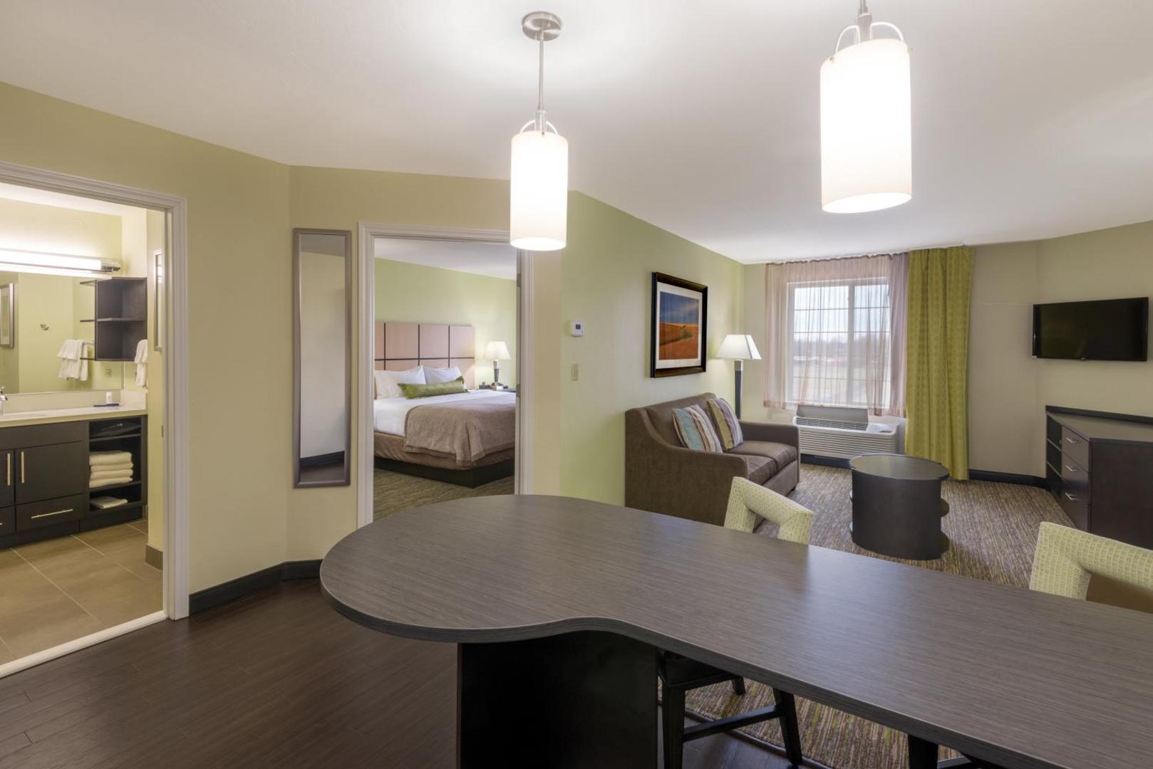 Candlewood Suites Midwest City