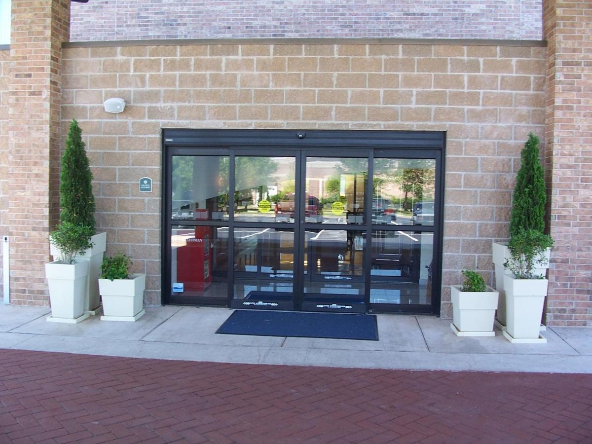 Holiday Inn Express & Suites Edmond