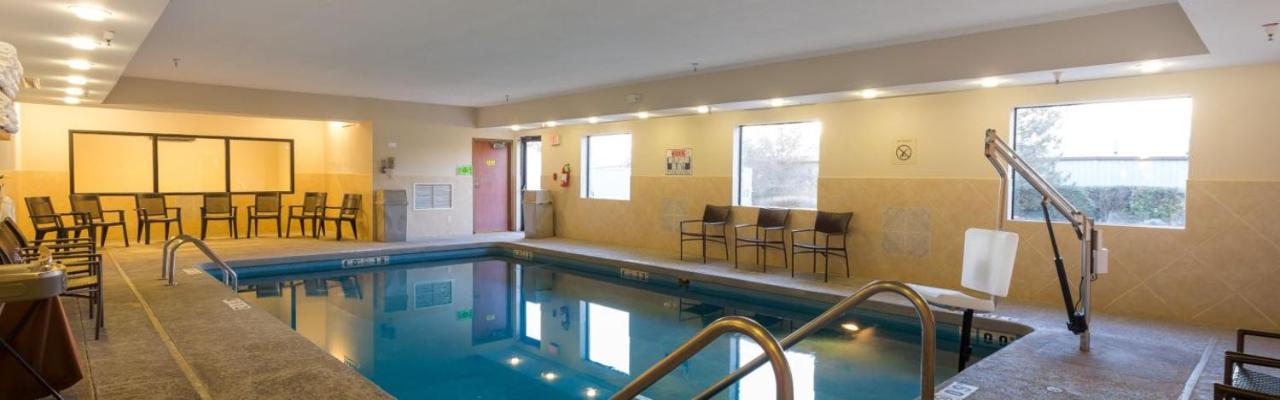 Holiday Inn Express & Suites Edmond