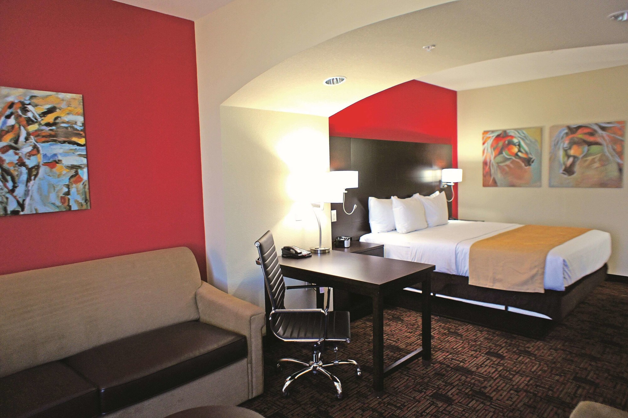 La Quinta Inn & Suites by Wyndham Elk City