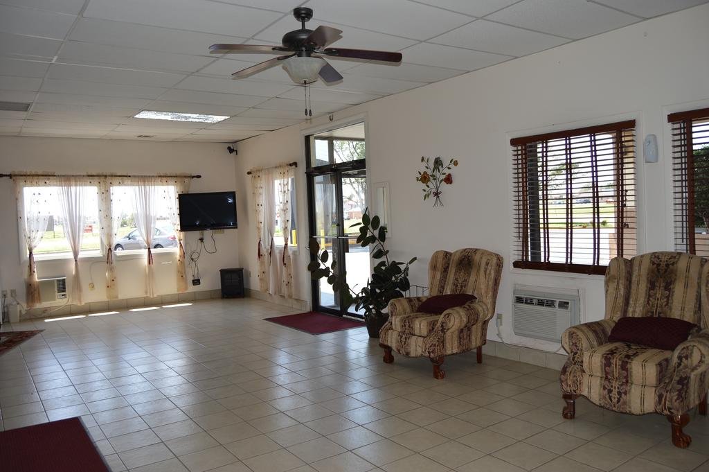 Regency Inn & Suites