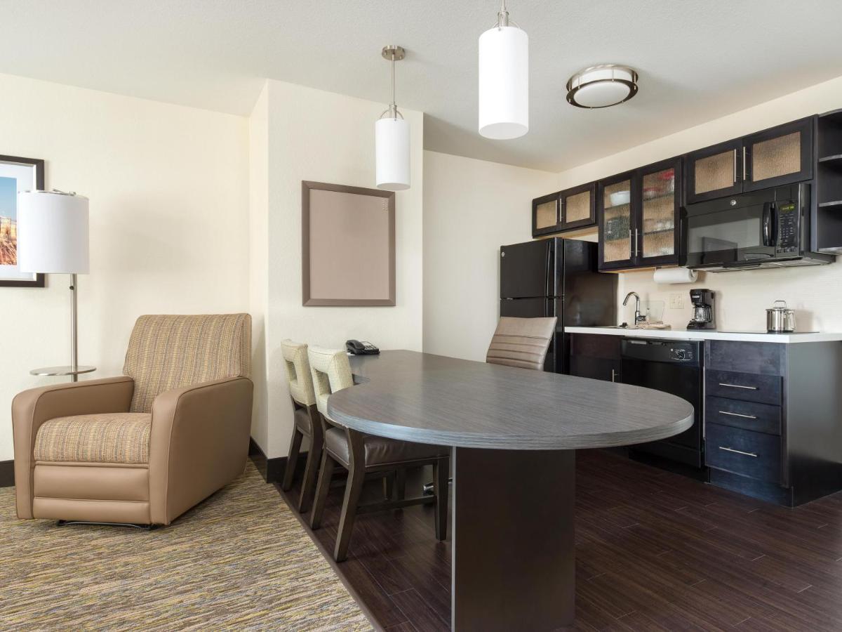 Candlewood Suites Enid