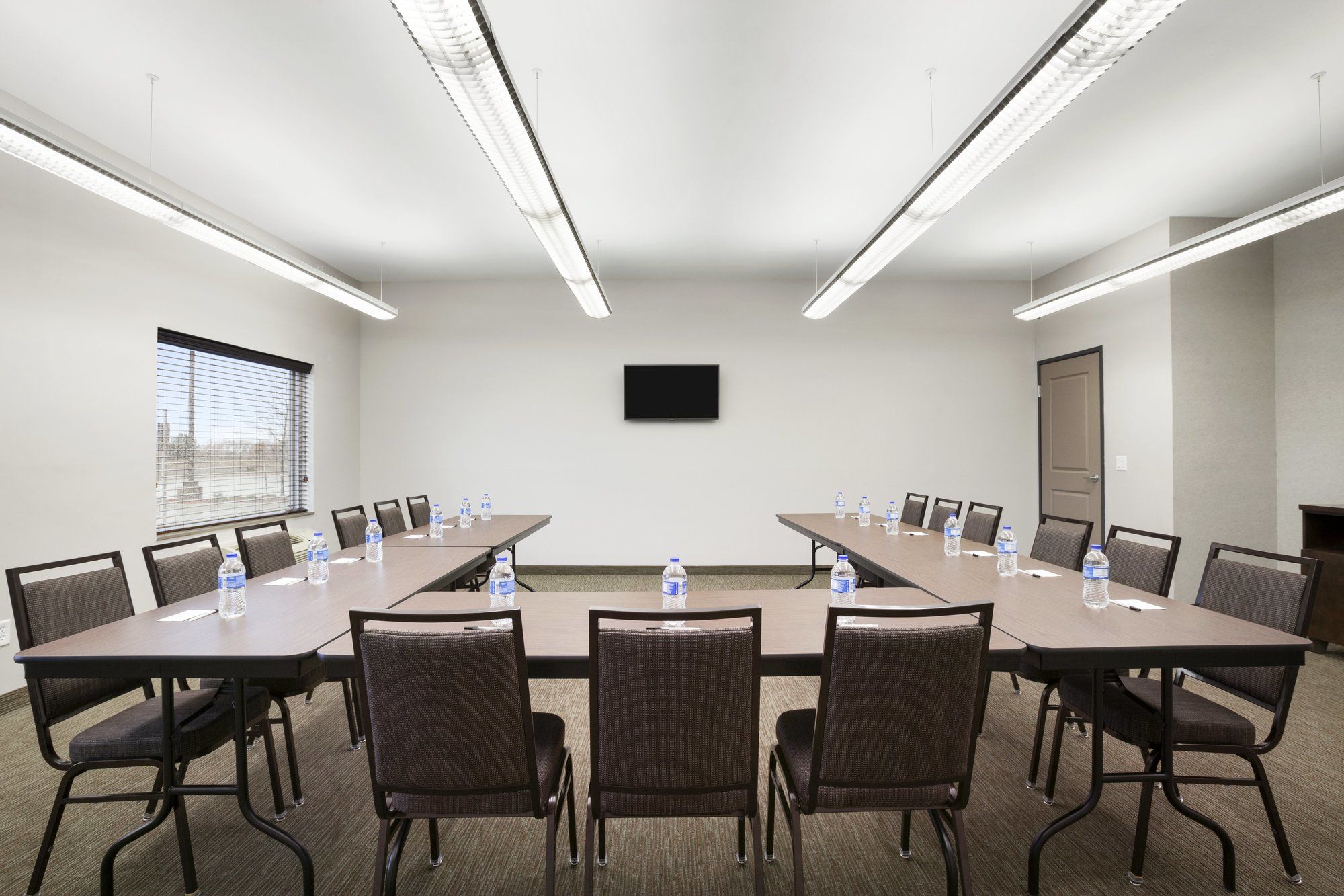 Country Inn & Suites by Radisson, Enid, OK