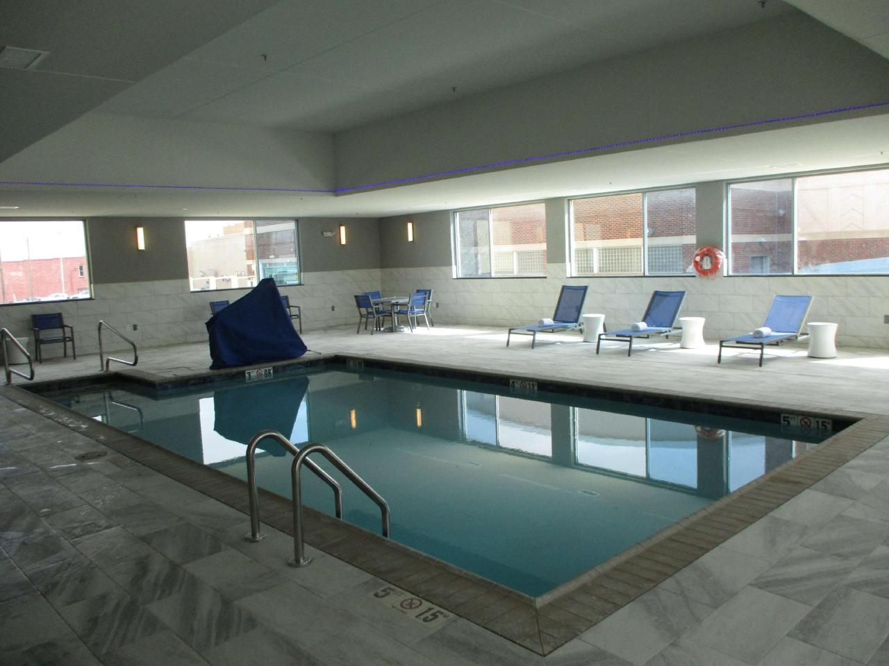 GLo Best Western Enid OK Downtown/Convention Center Hotel