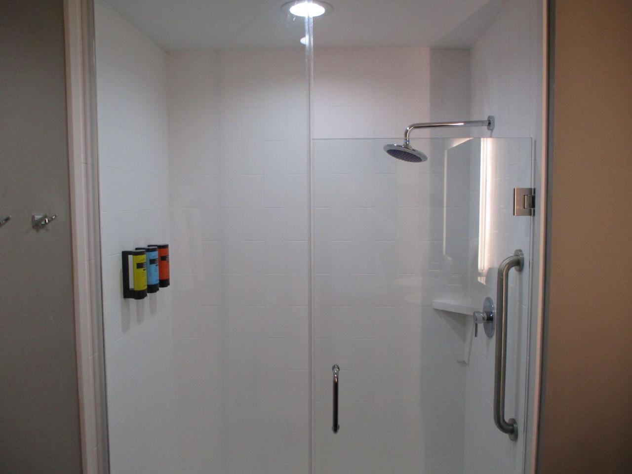 GLo Best Western Enid OK Downtown/Convention Center Hotel