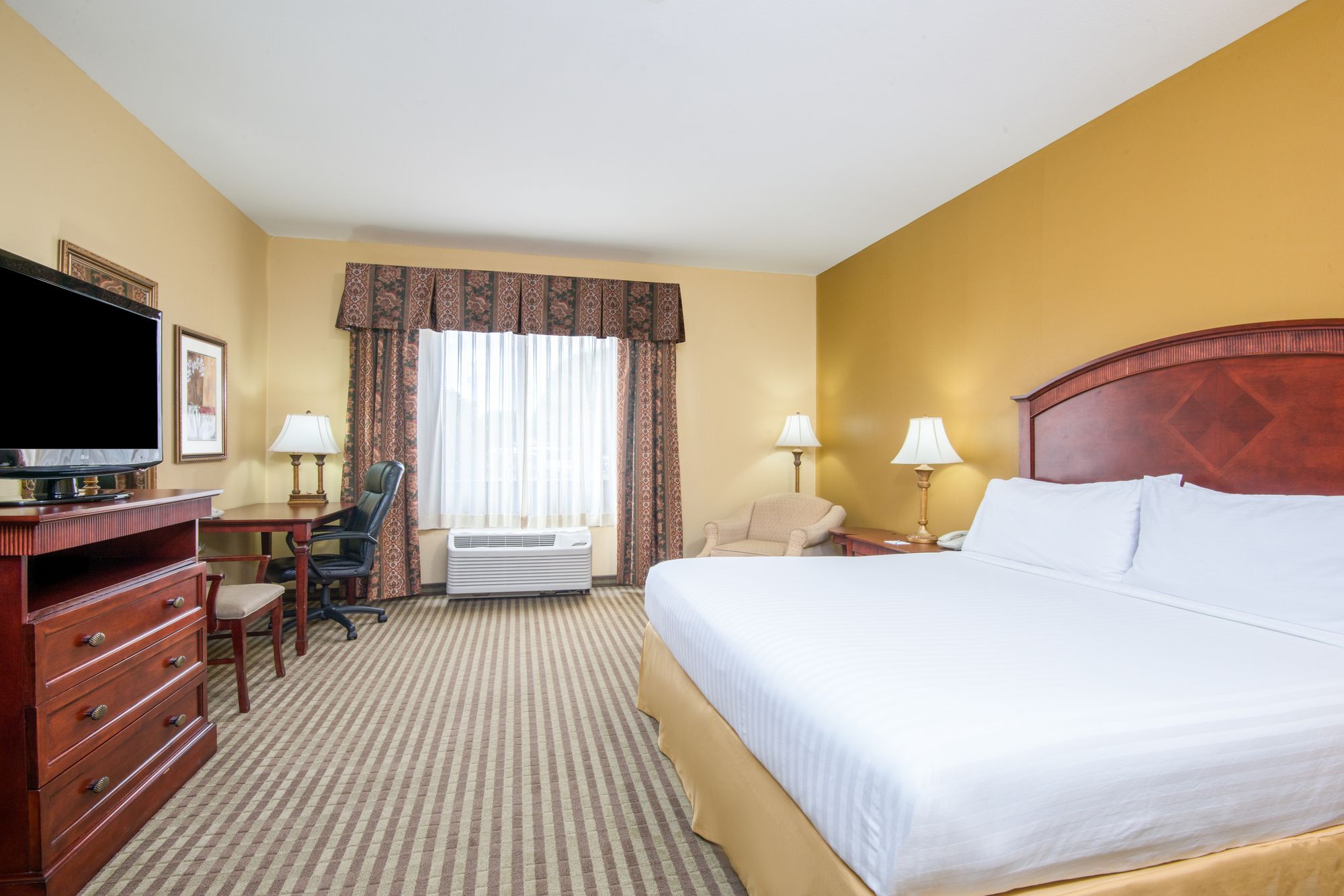 Holiday Inn Express Hotel & Suites Enid - Hwy 412