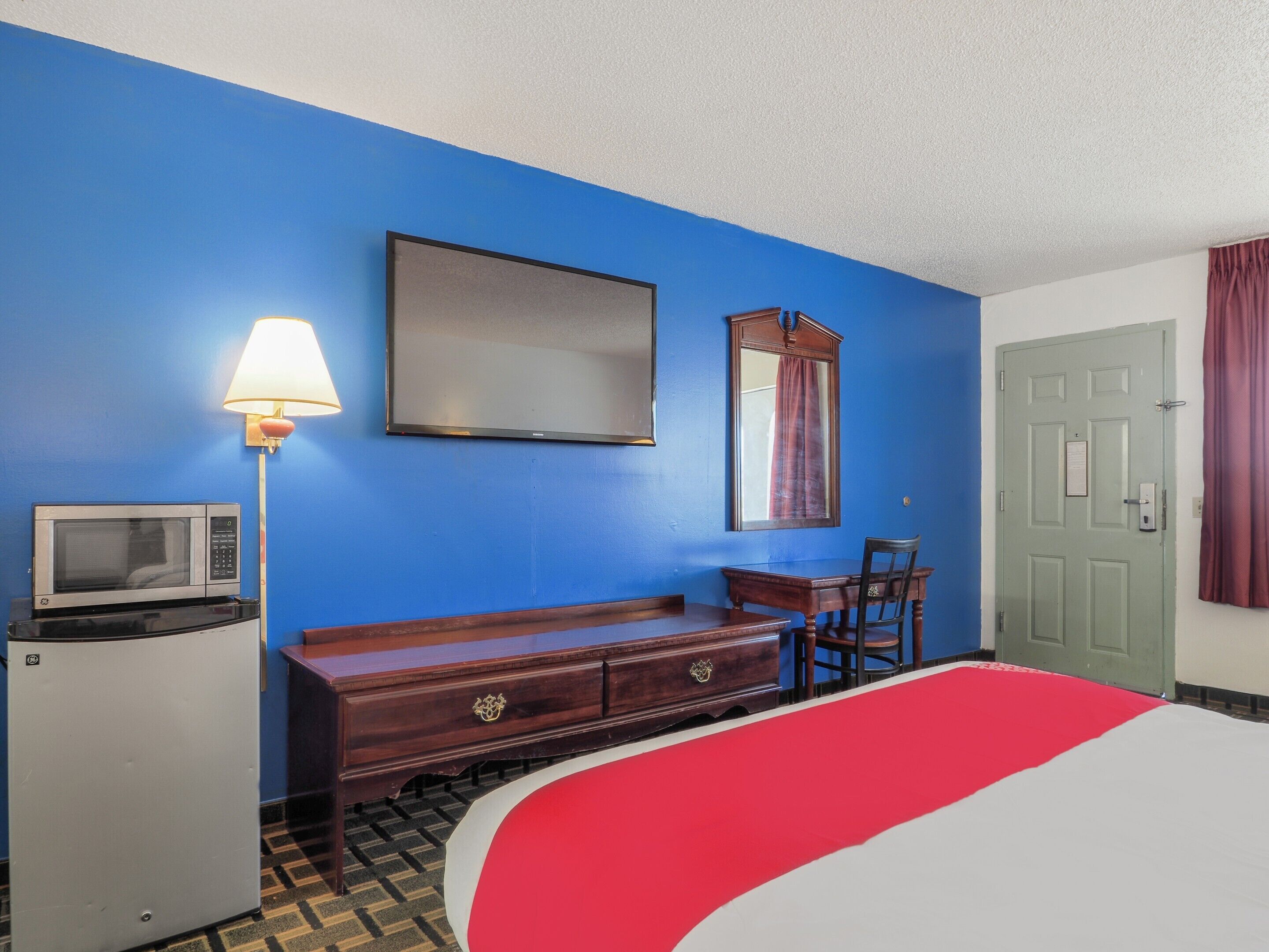 Lonestar Inn and Suites by OYO