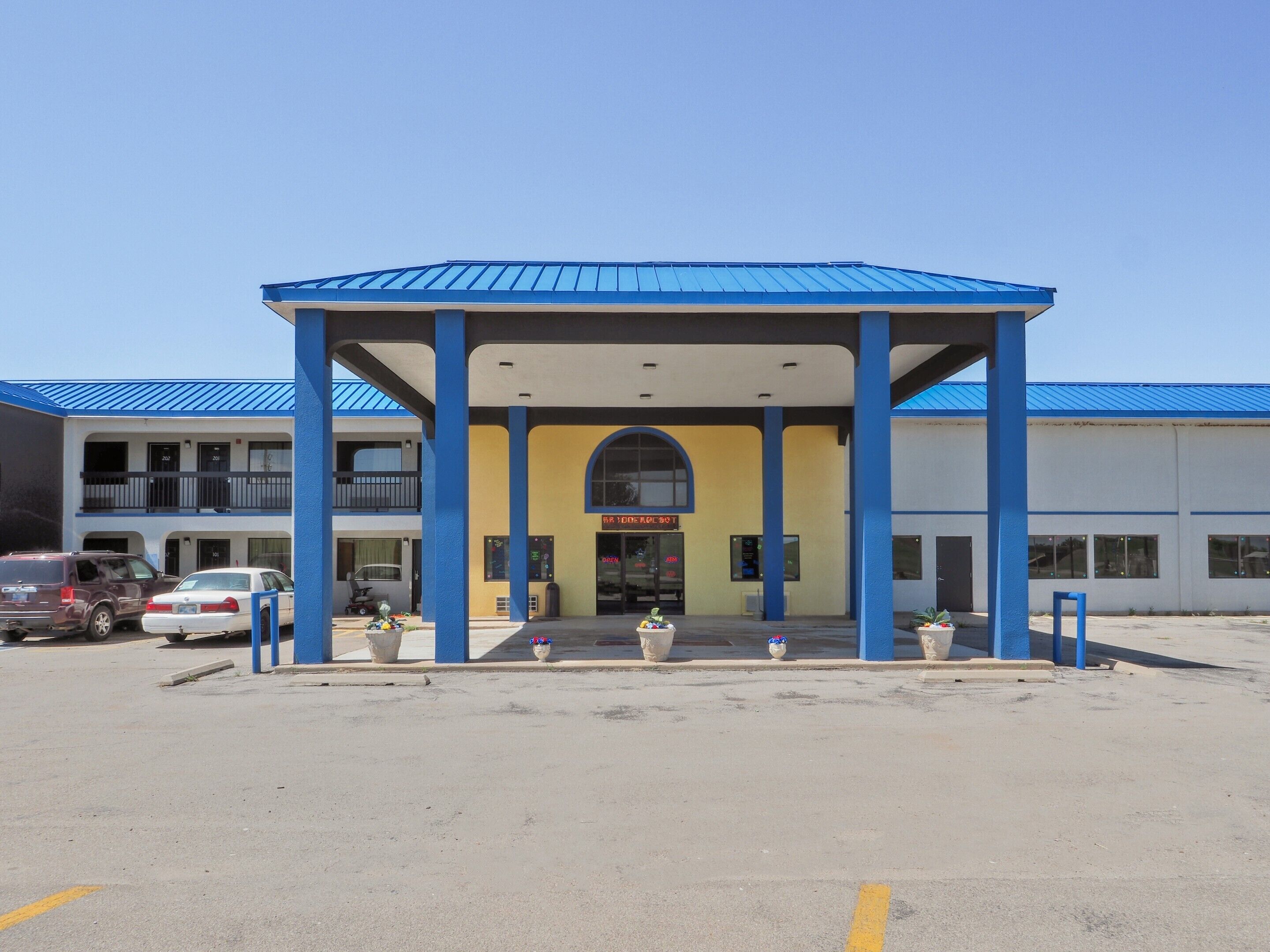 Lonestar Inn and Suites by OYO