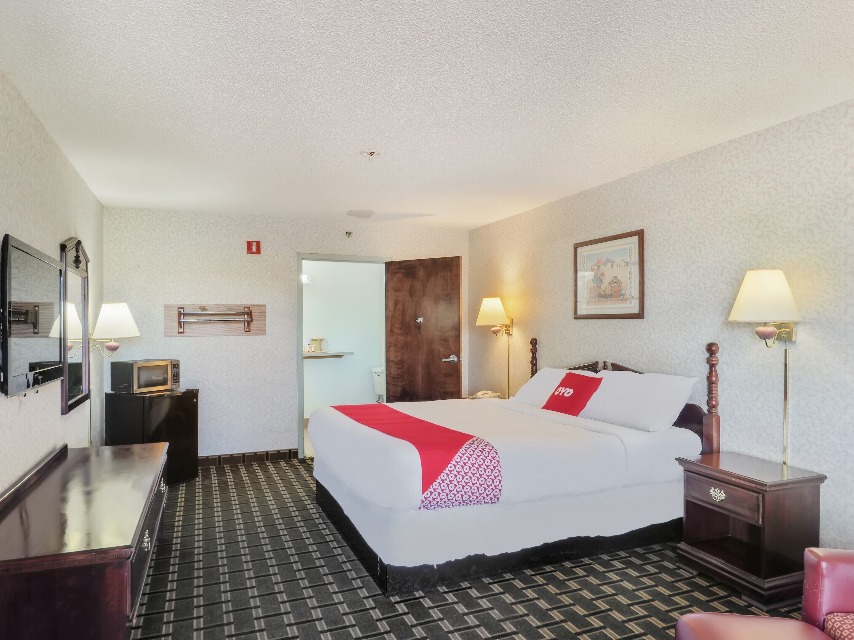 Lonestar Inn and Suites by OYO