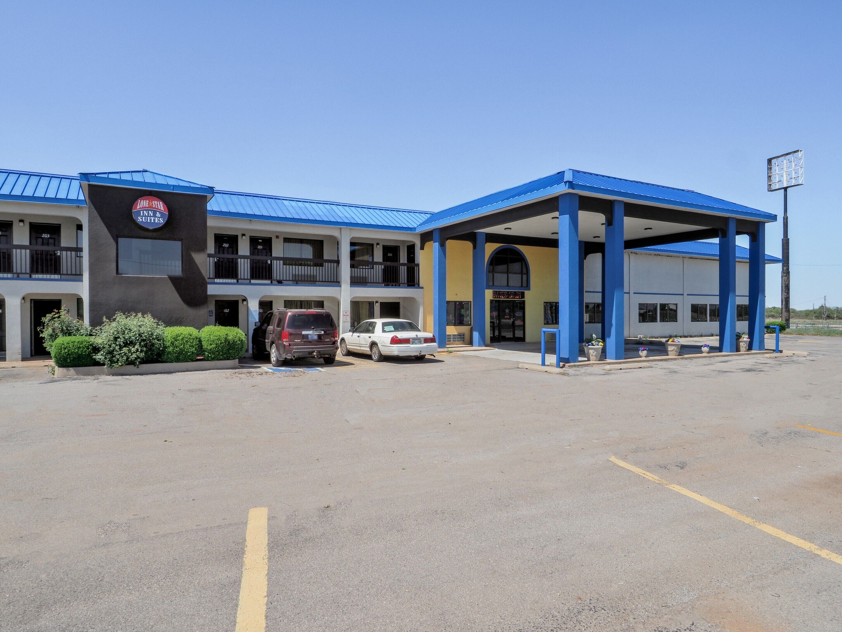 Lonestar Inn and Suites by OYO